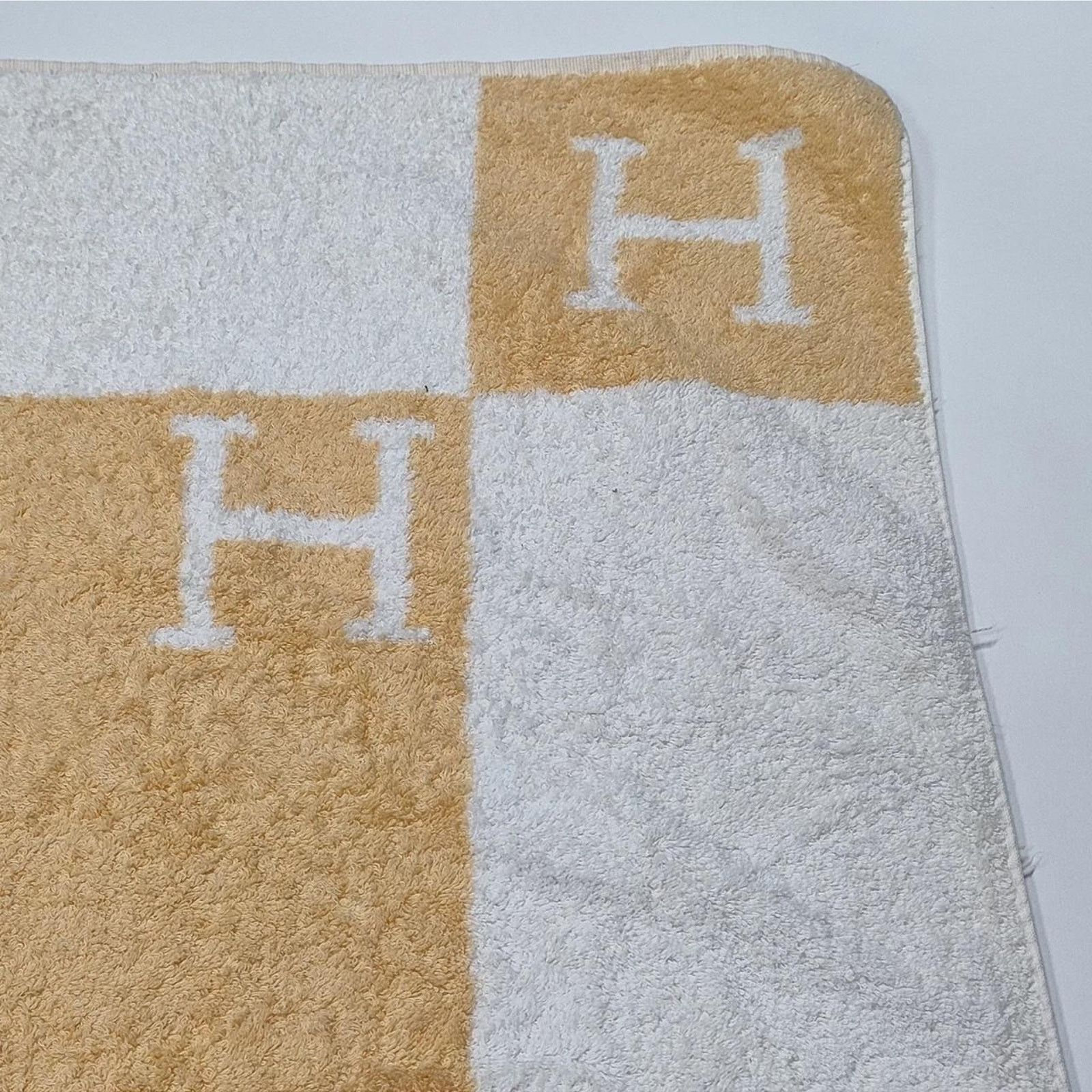 Hermes Hermès White Orange Beige L Bath Beach Pool Towel Size ONE SIZE - 4 Thumbnail