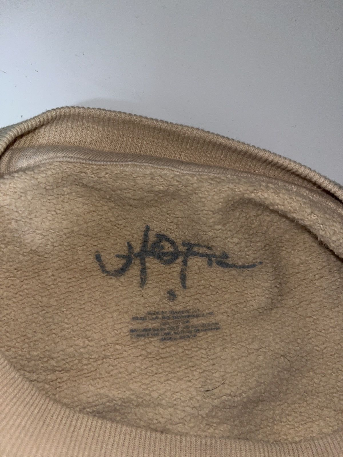Travis Scott Travis Scott utopia A3 crewneck Size US S / EU 44-46 / 1 - 4 Thumbnail