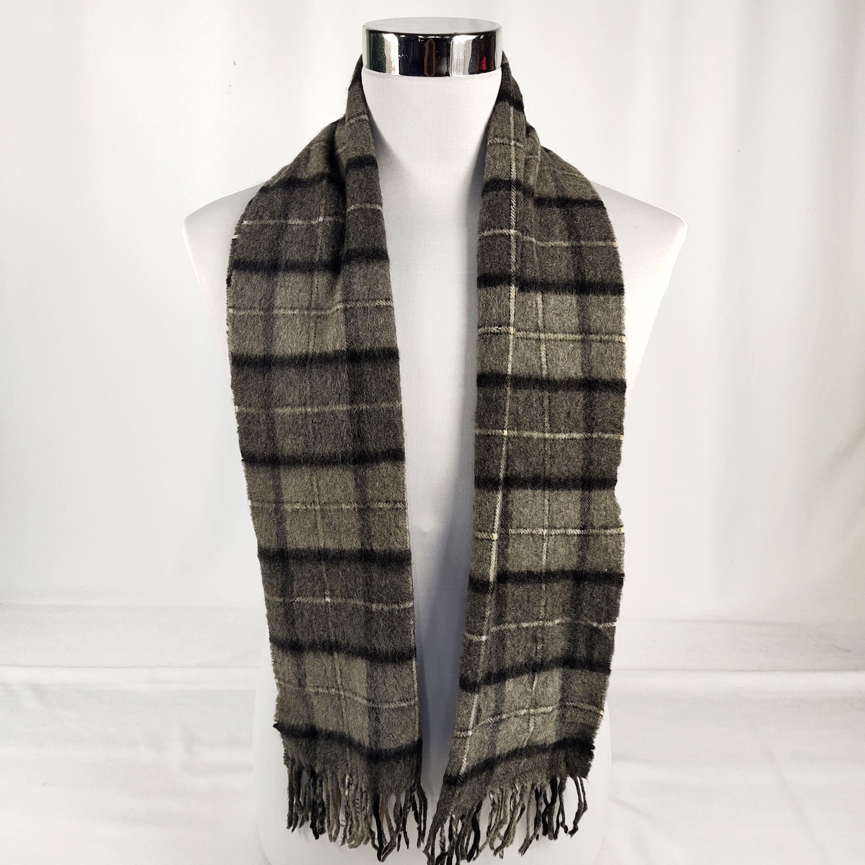 Johnstons Of Elgin Johnstons Of Elgin Scarf / Muffler / Neckwear M095 Size ONE SIZE - 1 Thumbnail