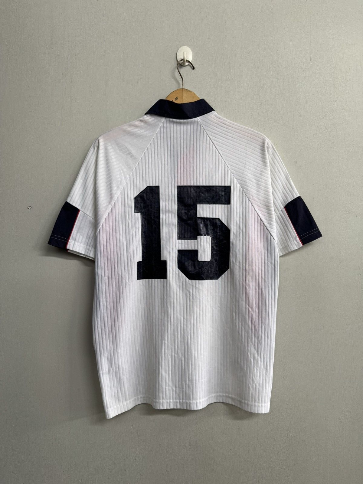 Umbro ENGLAND 1997-1999 HOME JERSEY SHIRT Size US M / EU 48-50 / 2 - 6 Thumbnail