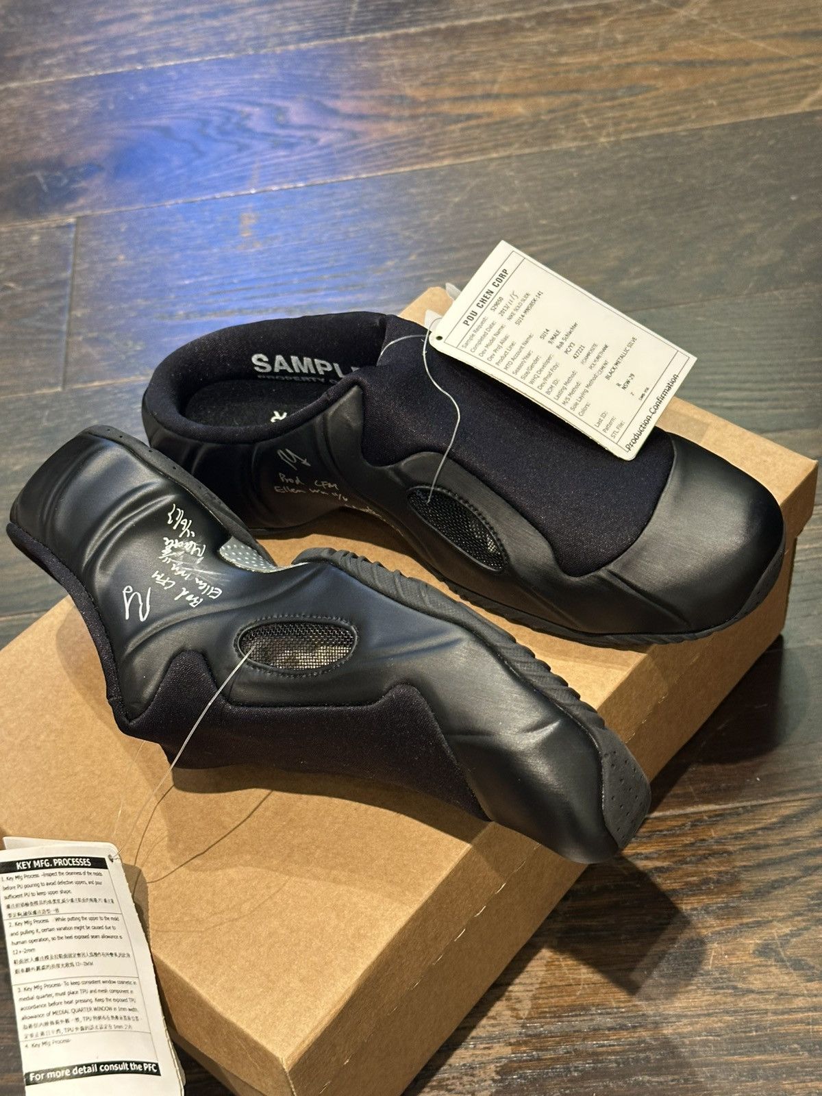 Nike *Prod conf sample * 2014 nike clogposite , black metallic Size US 9 / EU 42 - 3 Thumbnail