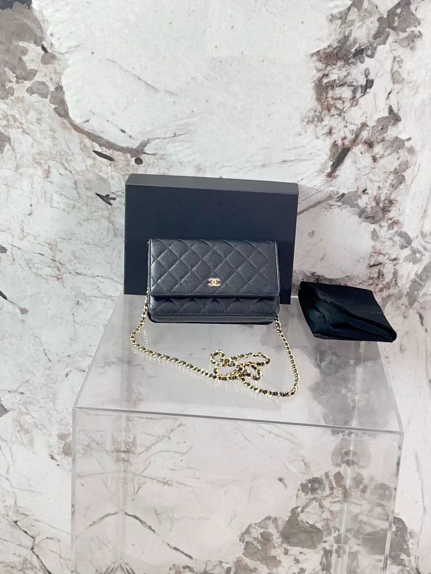 Chanel Pre-loved Bag Very good condition Size ONE SIZE - 1 Thumbnail