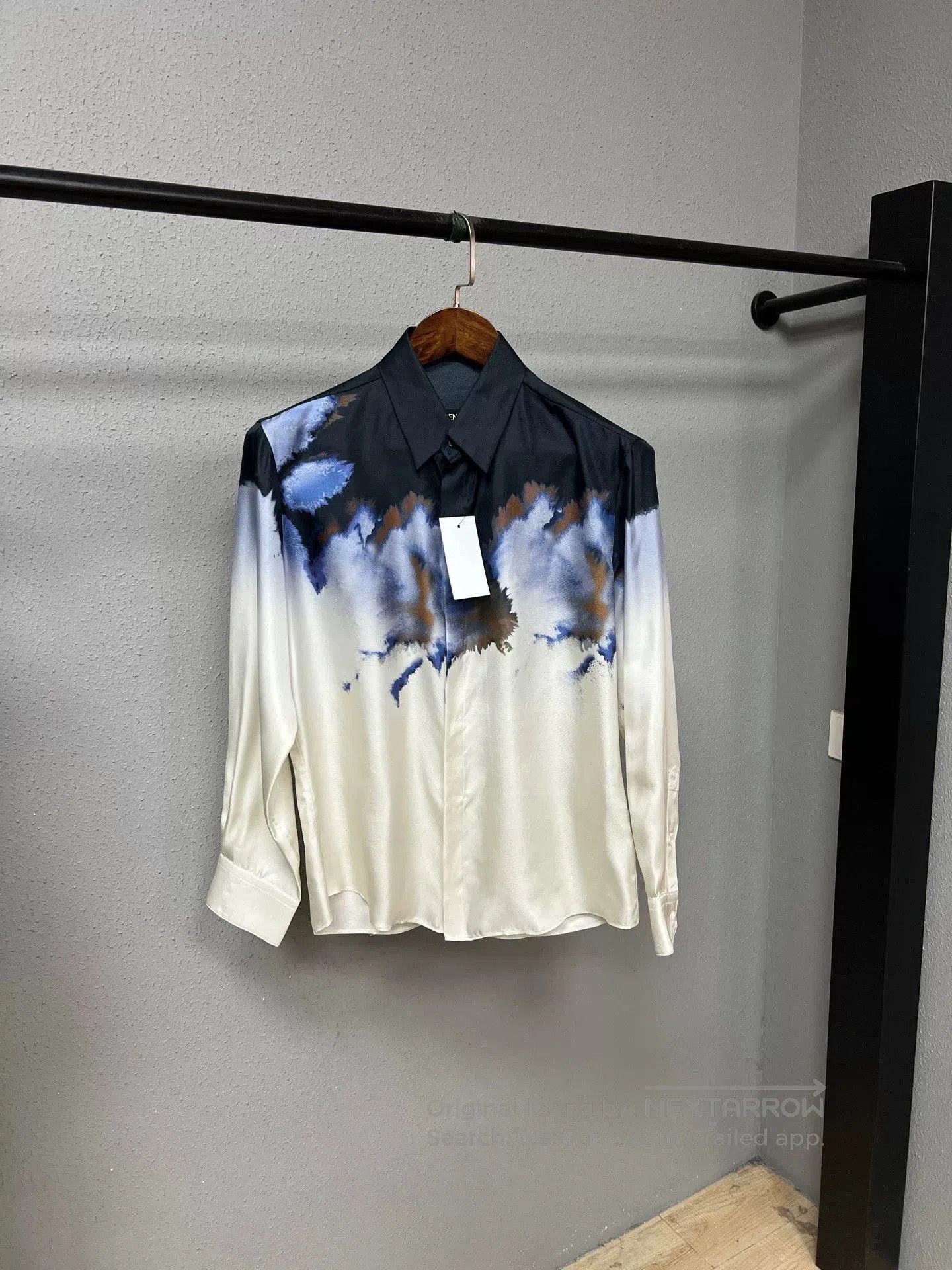 Fendi fendi gradient long sleeve shirt. Size US M / EU 48-50 / 2 - 1 Thumbnail