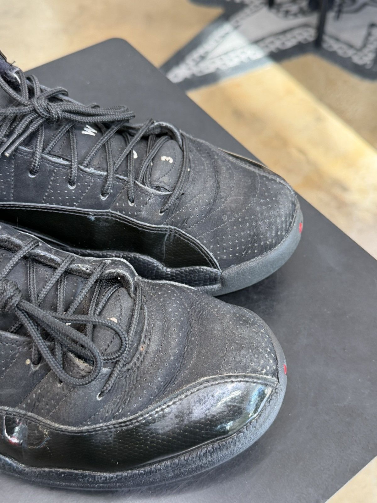 Jordan Brand Air Jordan 12 Low Black Patent Size 10 (2011) Size US 10 / EU 43 - 8 Thumbnail