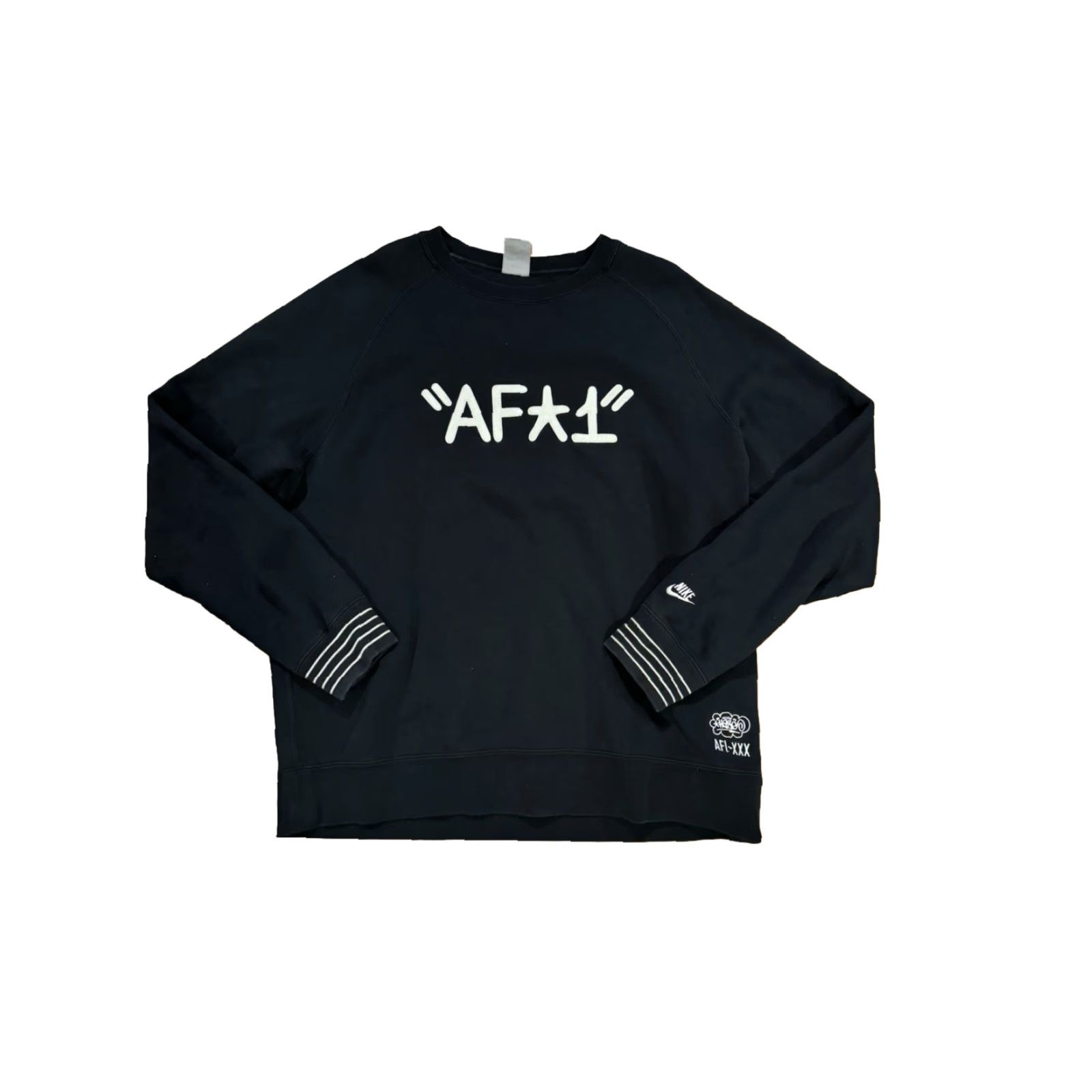 Nike VINTAGE Nike Sweatshirt Women XL Black AF1 Sweater Air Force One Eric Haze Graffiti Size XL / US 12-14 / IT 48-50 - 2 Thumbnail