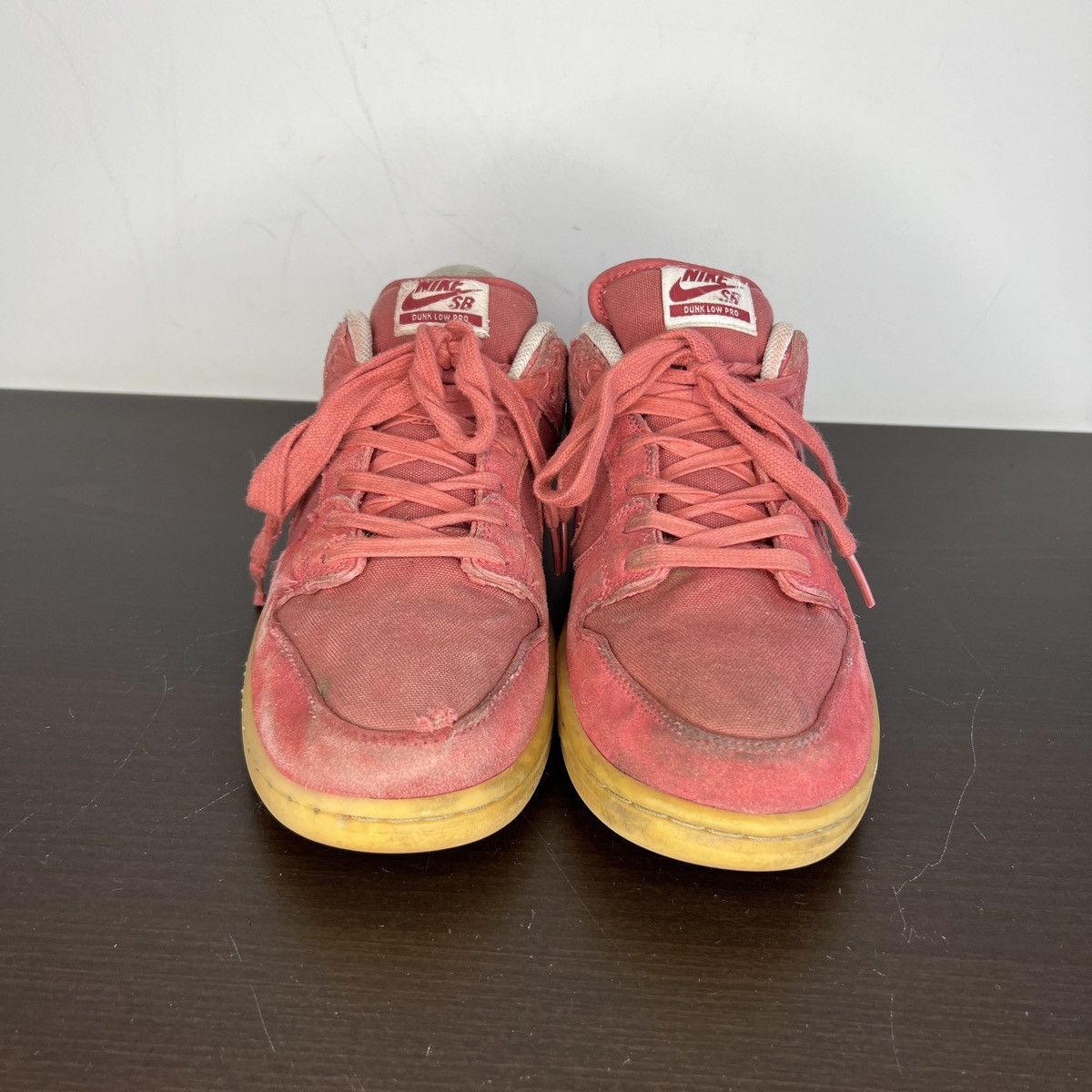 Nike size 9.5 Nike SB Dunk Low Adobe Red Gum DV5429-600 Size US 10 / EU 43 - 2 Thumbnail