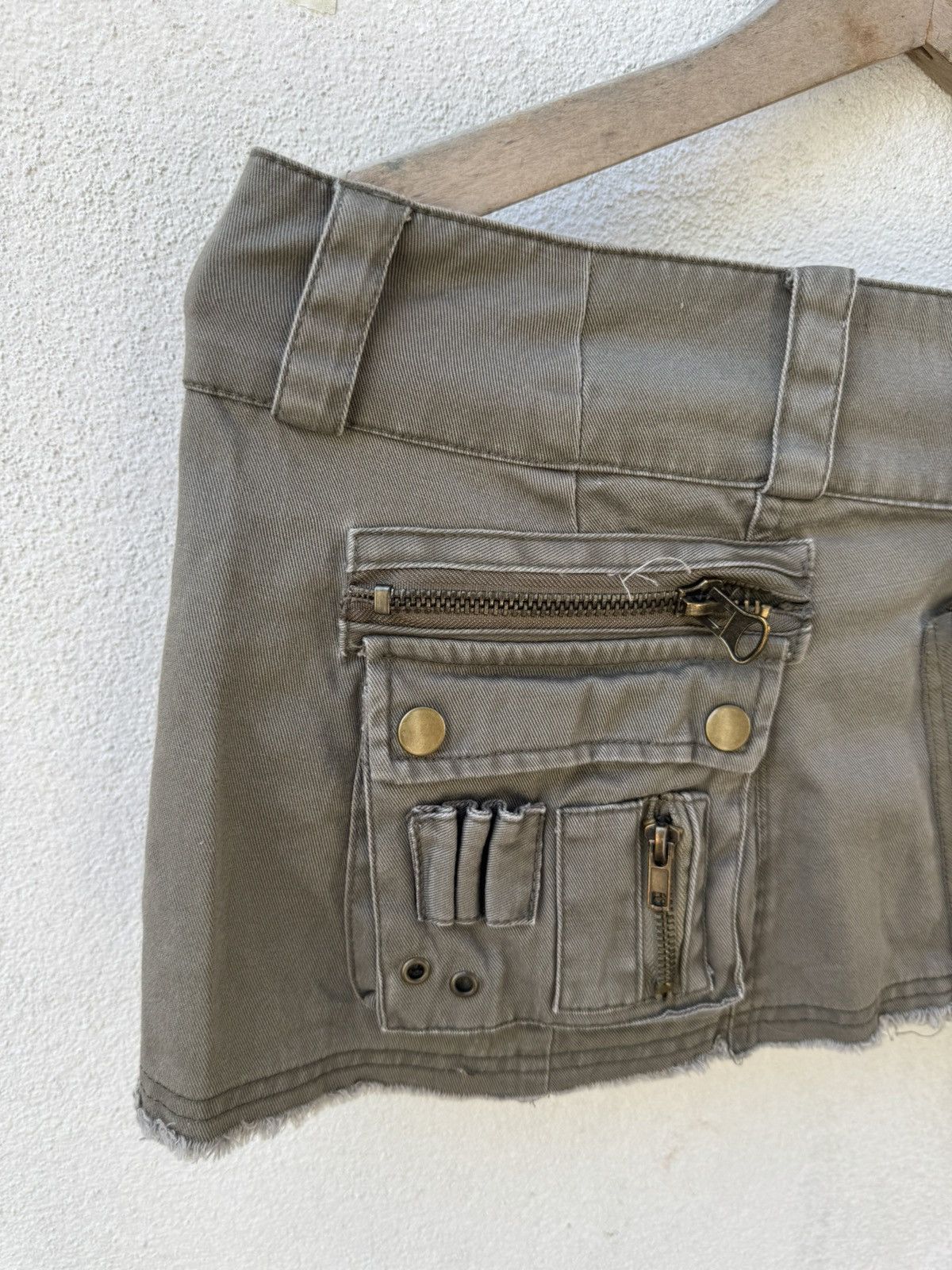 X-Girl X-GIRL MILITARY DEISGN SKIRT Size 31" - 3 Thumbnail