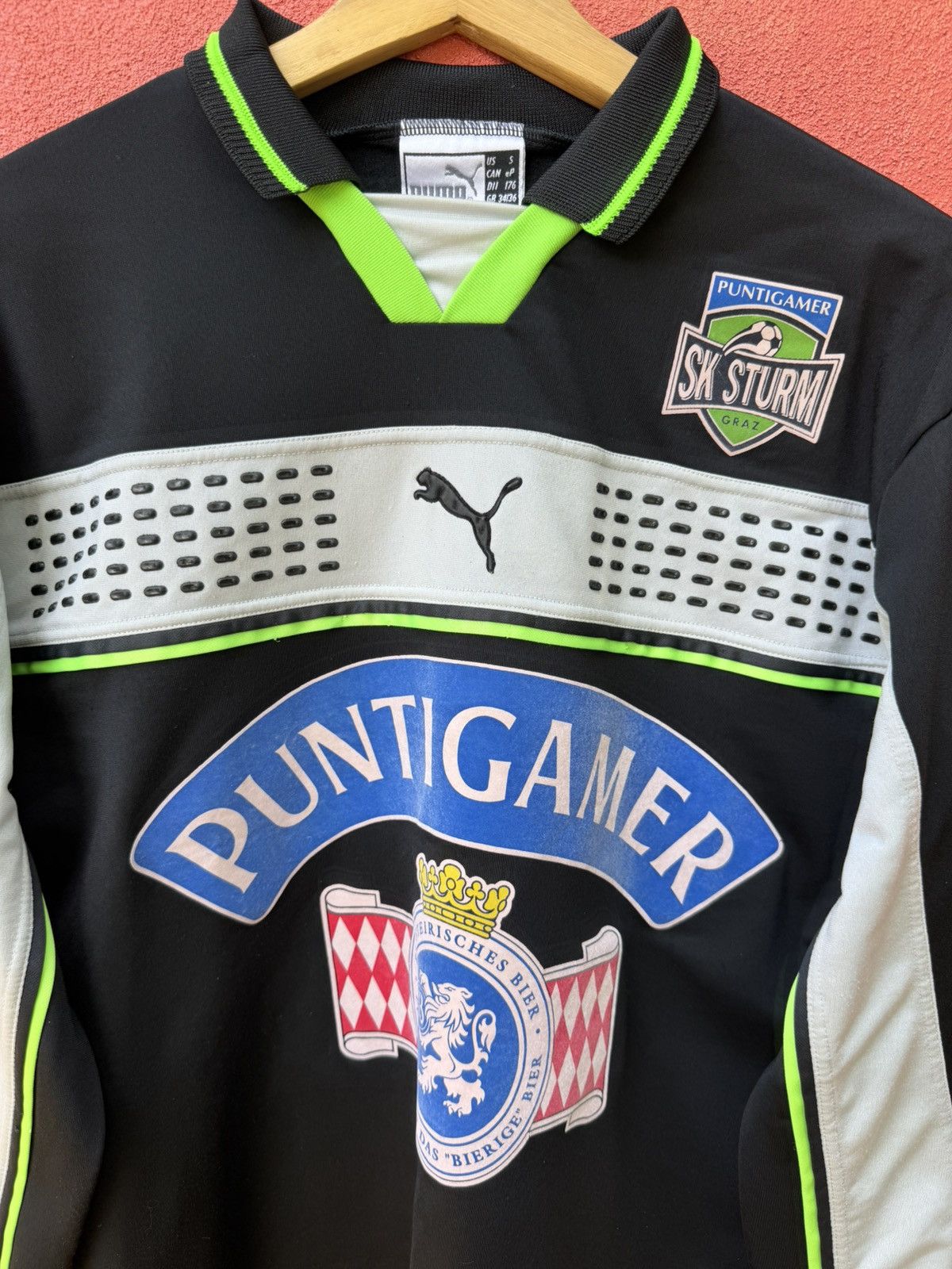 Puma Vintage Goalkeeper SK Strum Graz FC Size US L / EU 52-54 / 3 - 4 Thumbnail
