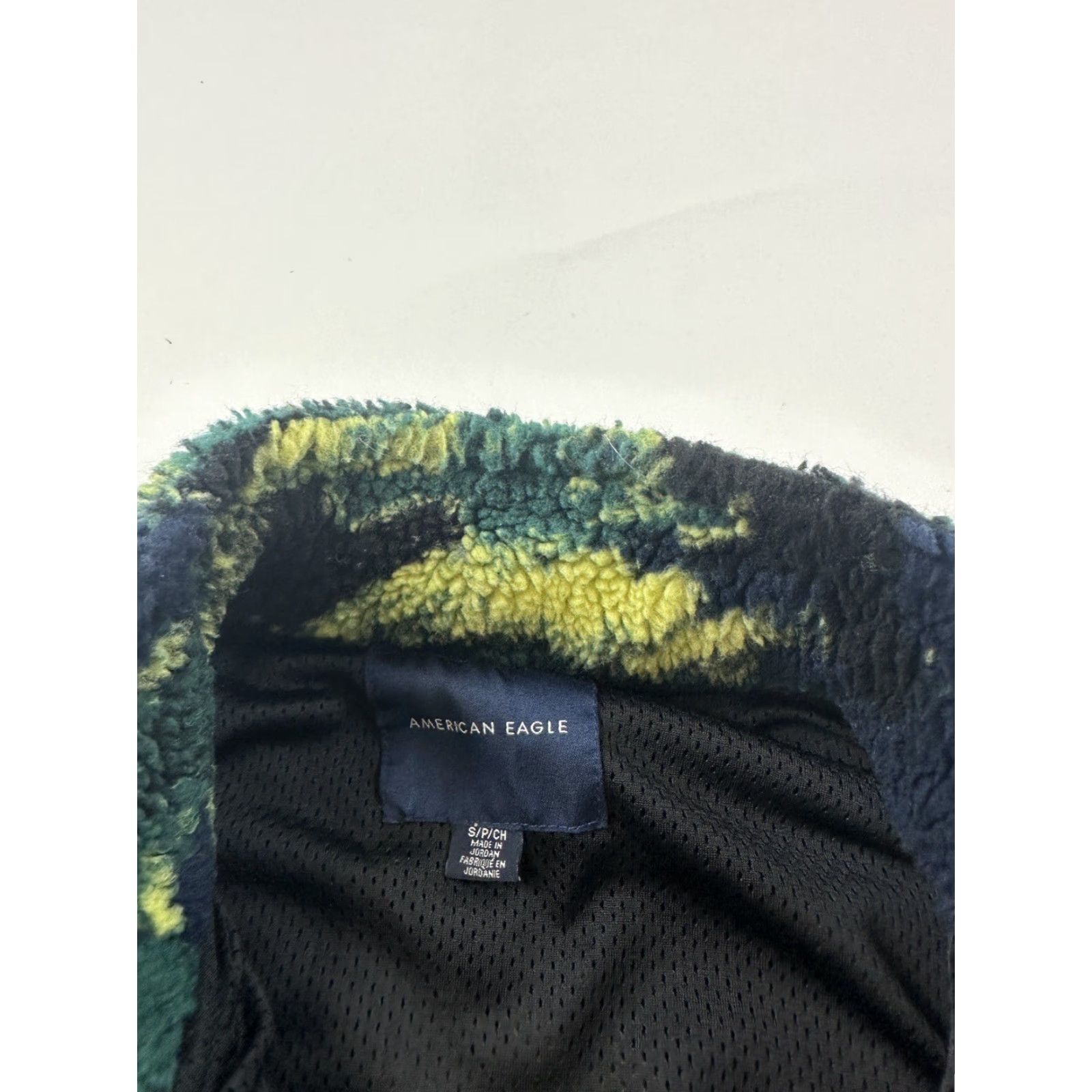 American Eagle Outfitters American Eagle Jacket Mens Small Colorful Camouflage Full Zip Sherpa Fleece Size US S / EU 44-46 / 1 - 3 Thumbnail