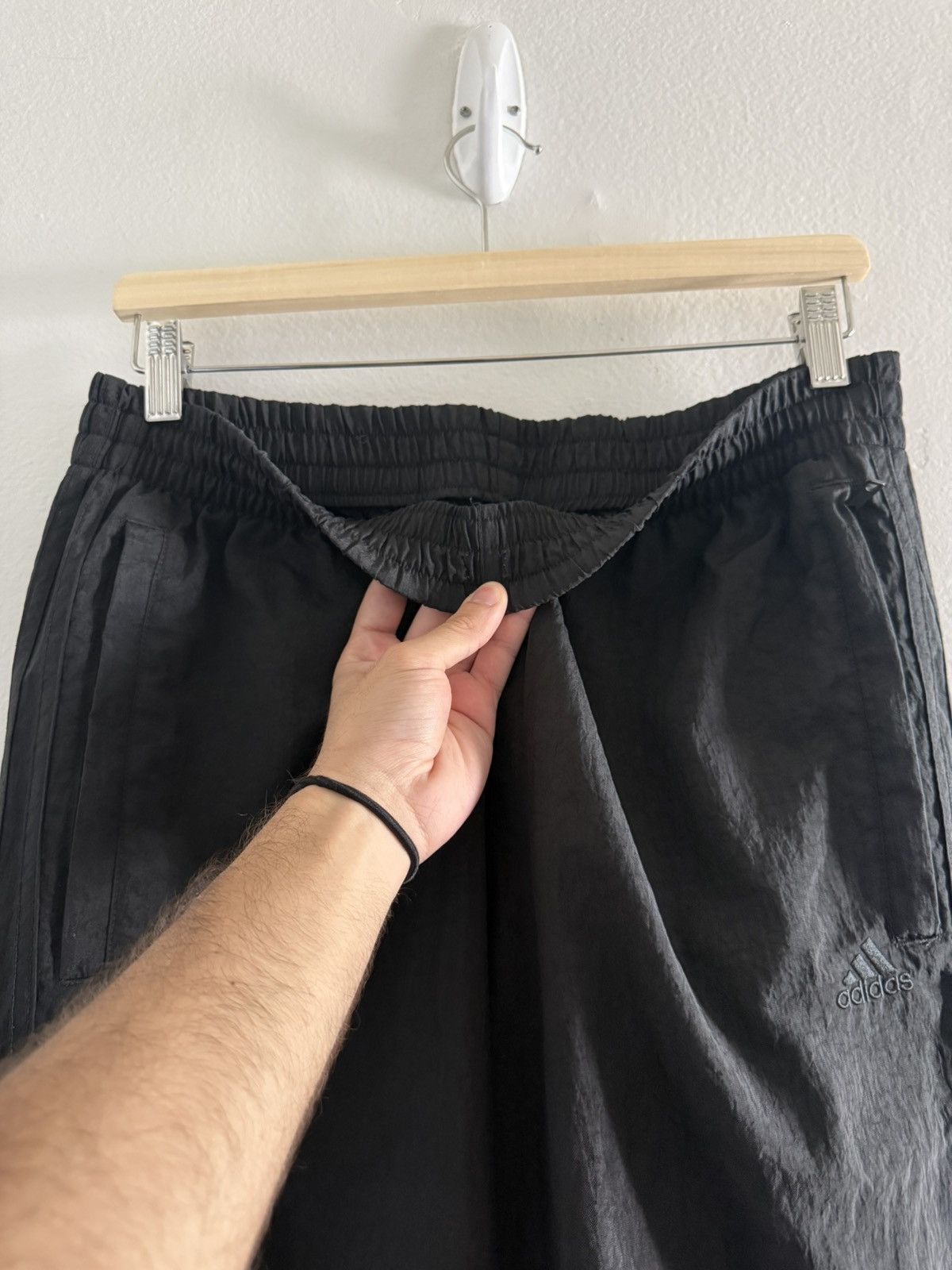 Adidas × Kanye West SAMPLE Yeezy Season 5 Adidas Calabasas Logo Mesh Track Pants Size US 32 / EU 48 - 7 Thumbnail