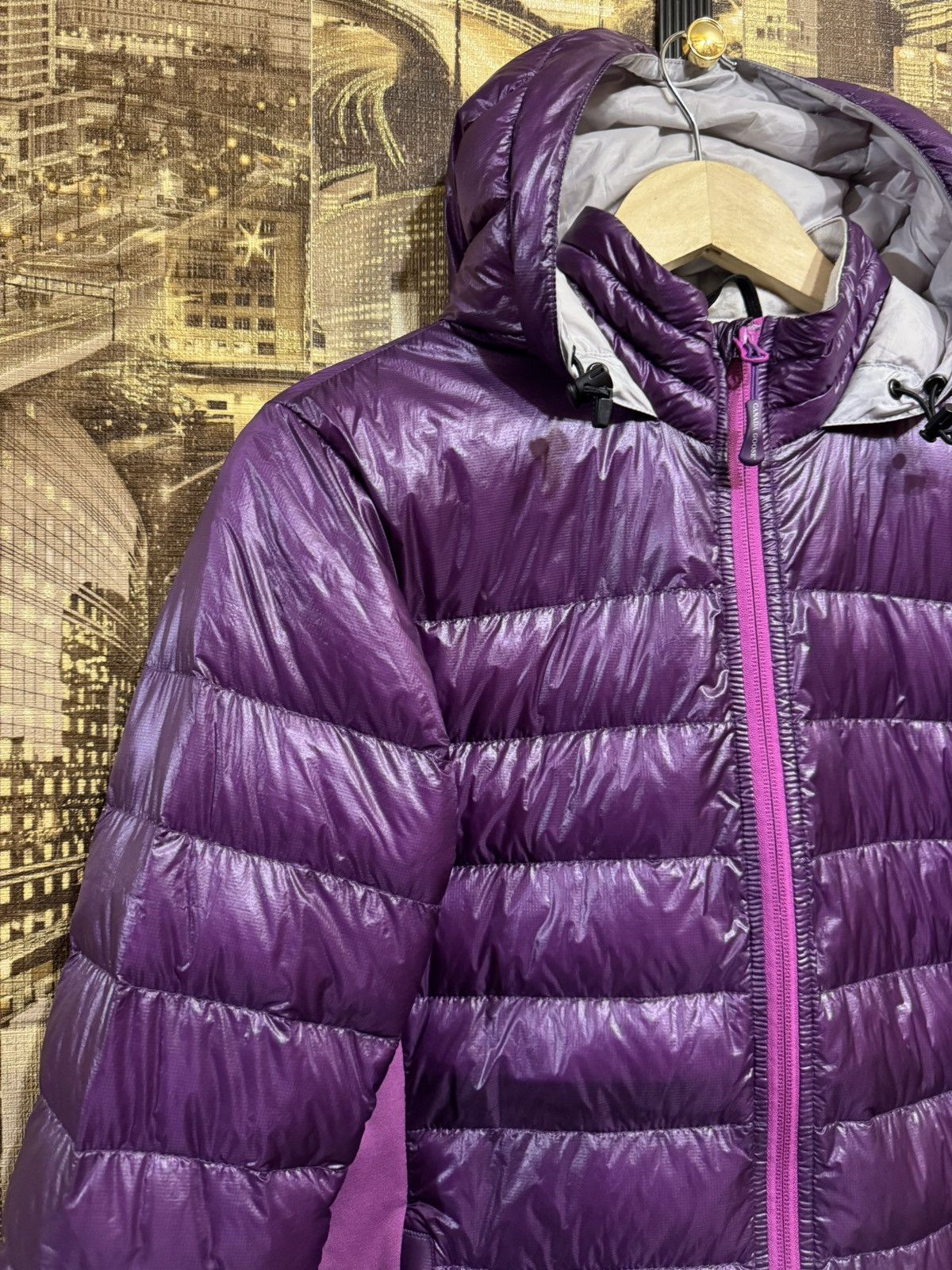 Canada Goose Hybridge Lite Hooded Wmns Jacket Size M