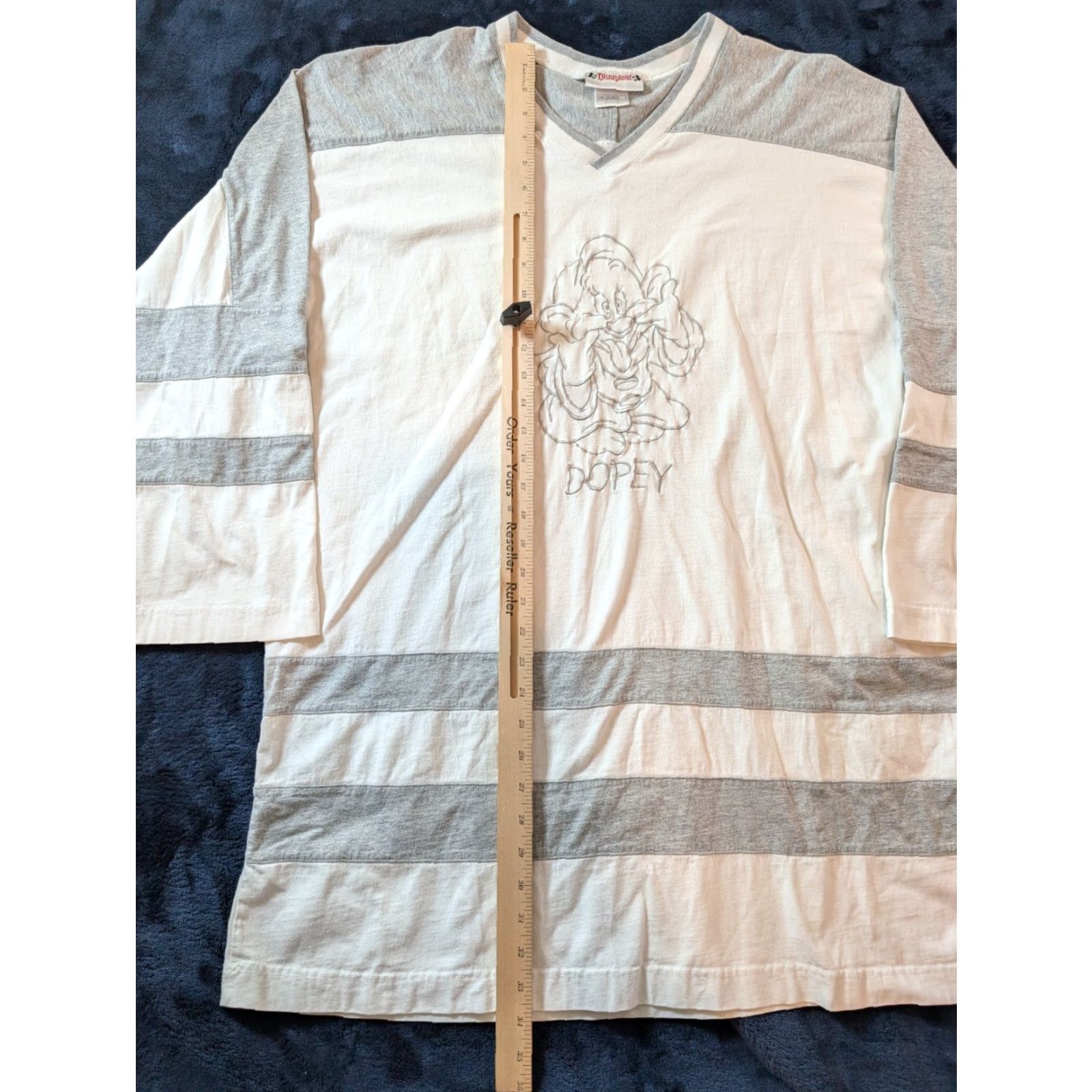 Vintage Disney Parks Authentic Dopey Loungewear Shirt Women L/XL White Grey Jersey 100% Cotton Sleepshirt Christmas Snow White Dopey Theme Mens Girls Boys Size L / US 10 / IT 46 - 6 Thumbnail