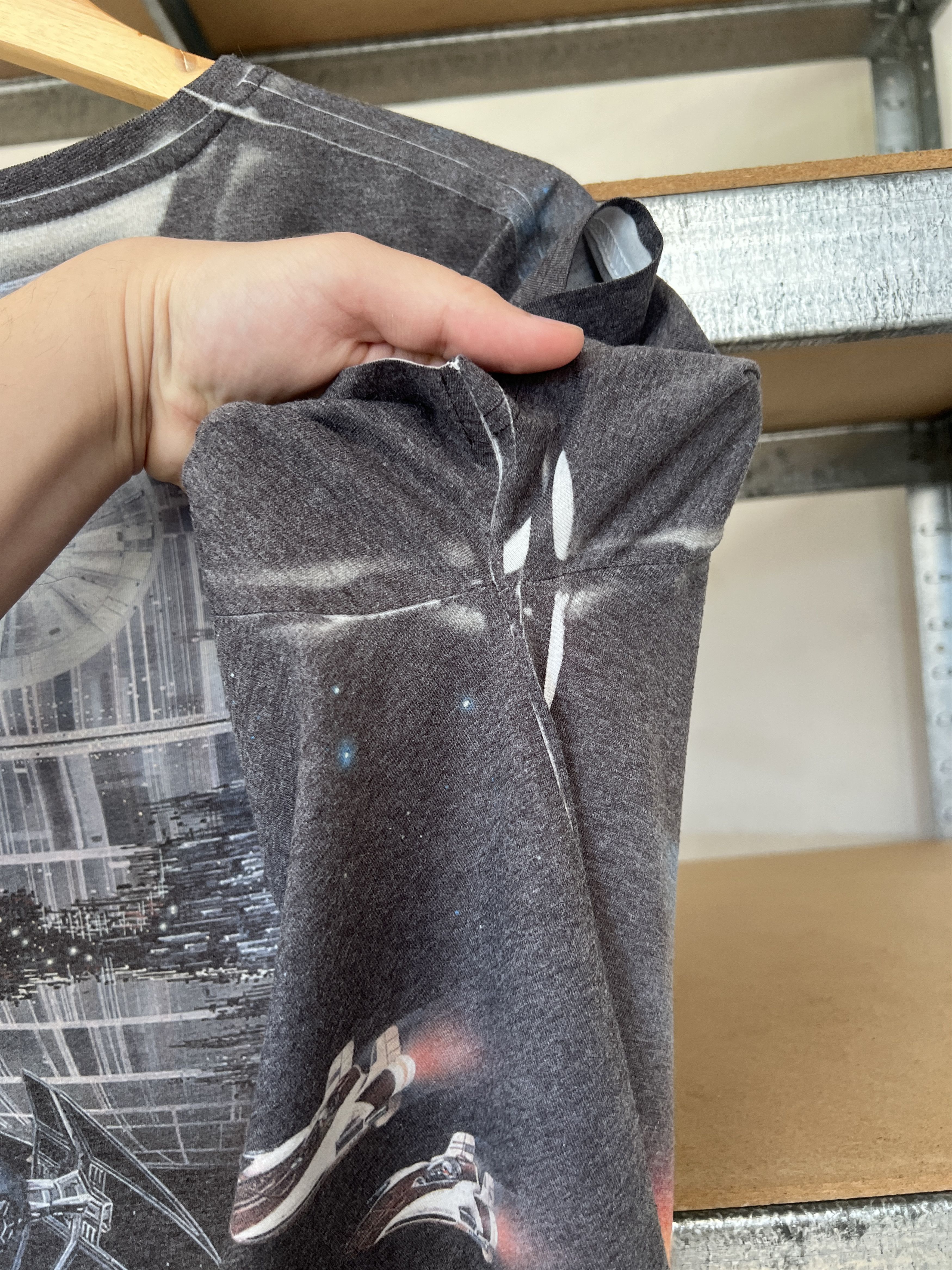Vintage Vintage 2000s Star Wars All Over Print Movie T-shirt Size US L / EU 52-54 / 3 - 10 Thumbnail