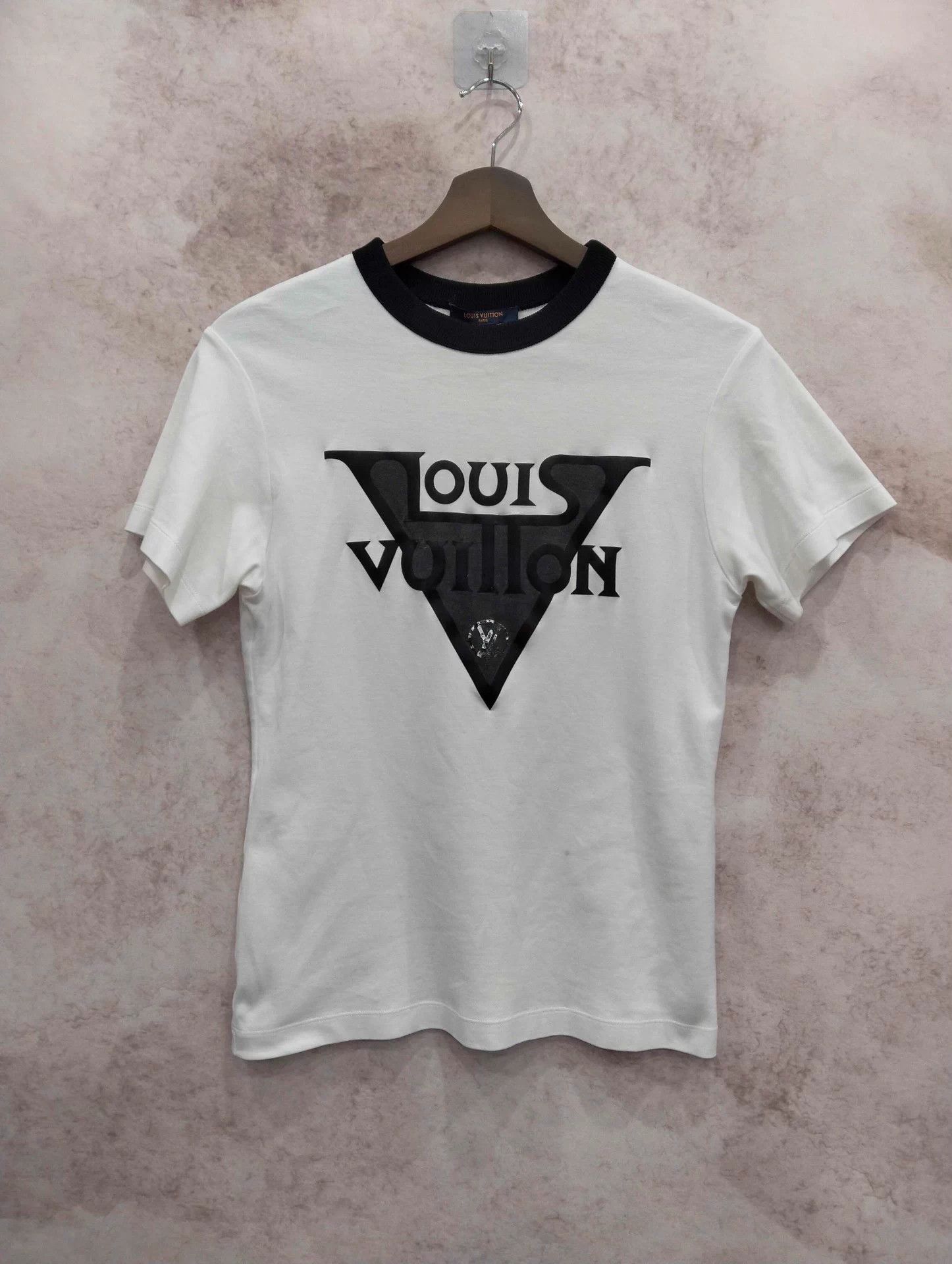 Louis Vuitton LV T-shirt XS Size XS / US 0-2 / IT 36-38 - 1 Thumbnail