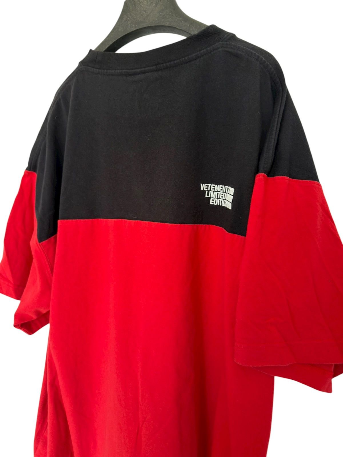 Vetements *RARE* VETEMENTS LIMITED EDITION TEE NORTH FACE PARODY Size US M / EU 48-50 / 2 - 11 Thumbnail