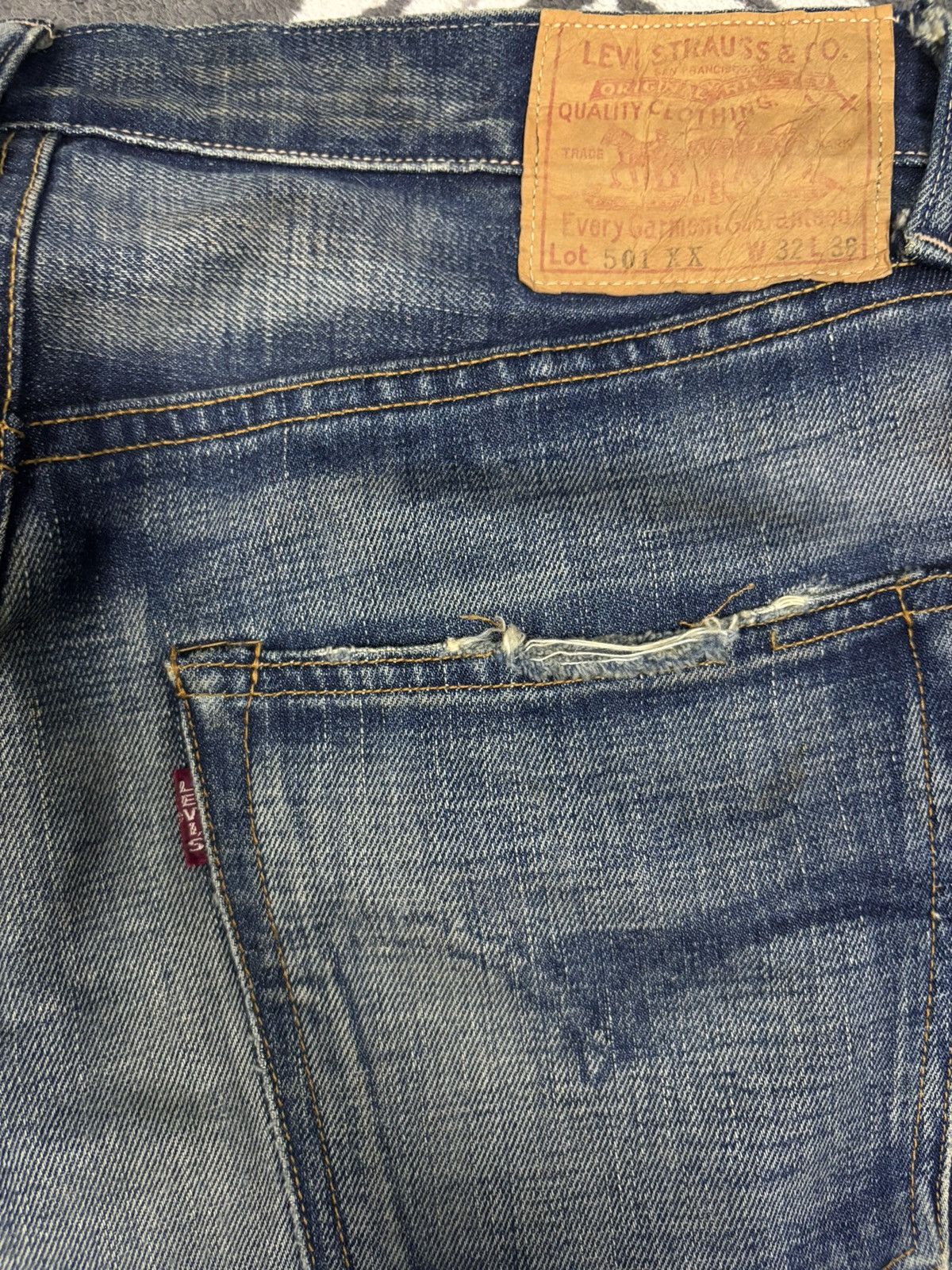 Levi's Vintage 70s Levis 501XX Big E Selvedge Mud Wash Jeans Repro Size US 31 - 12 Thumbnail