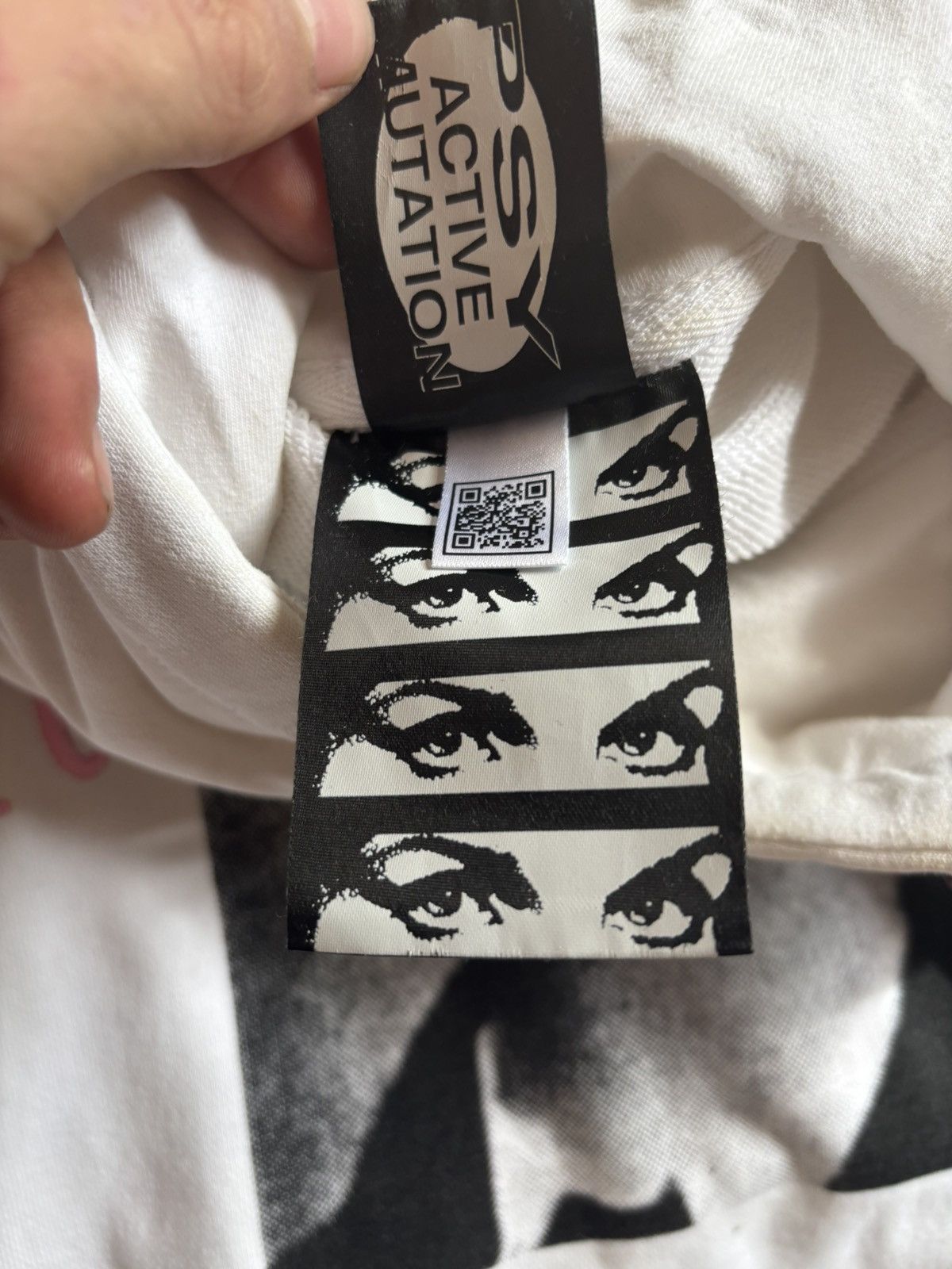 Other Pam perks and mini hoodie white Size US XL / EU 56 / 4 - 9 Thumbnail