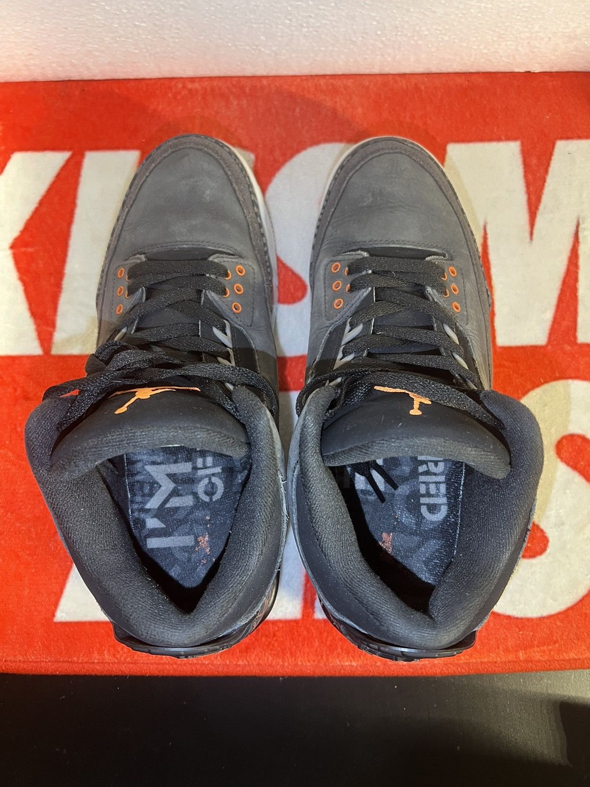 Jordan Brand Air Jordan 3 Retro “Fear” 2013 Size US 9.5 / EU 42-43 - 7 Thumbnail