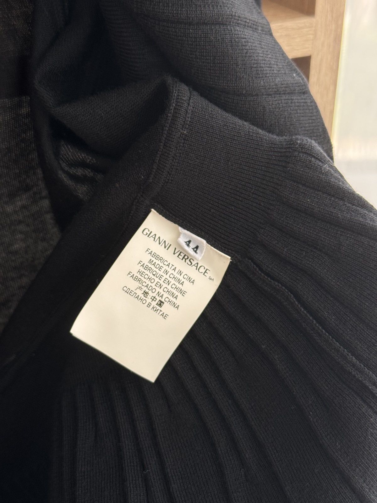 Vintage Vintage Gianni Versace Collection Black Ruffle Open Cardigan Size S / US 4 / IT 40 - 8 Thumbnail