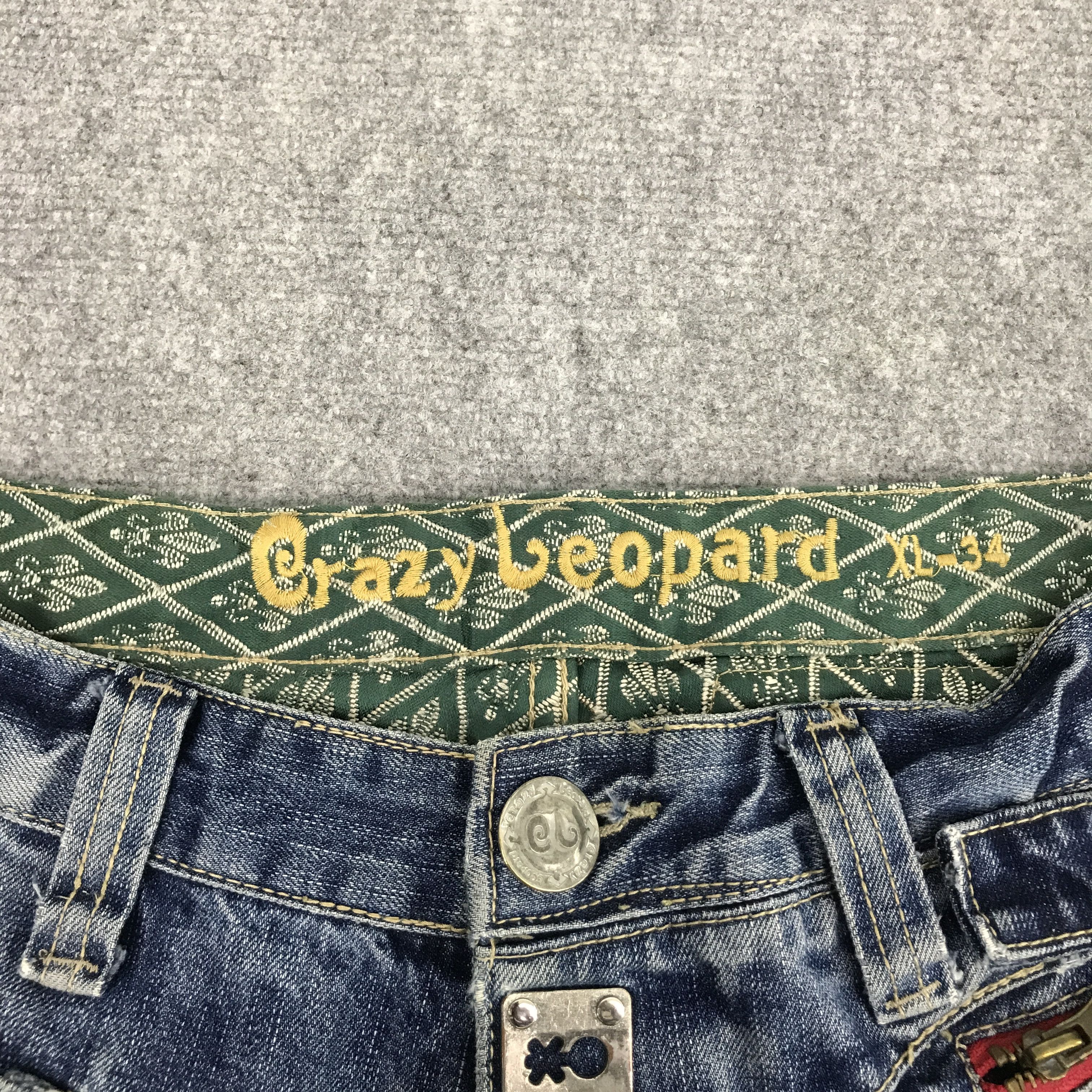 Japanese Brand Rare grazy beopard distressed pocket design pants Size US 34 / EU 50 - 8 Thumbnail