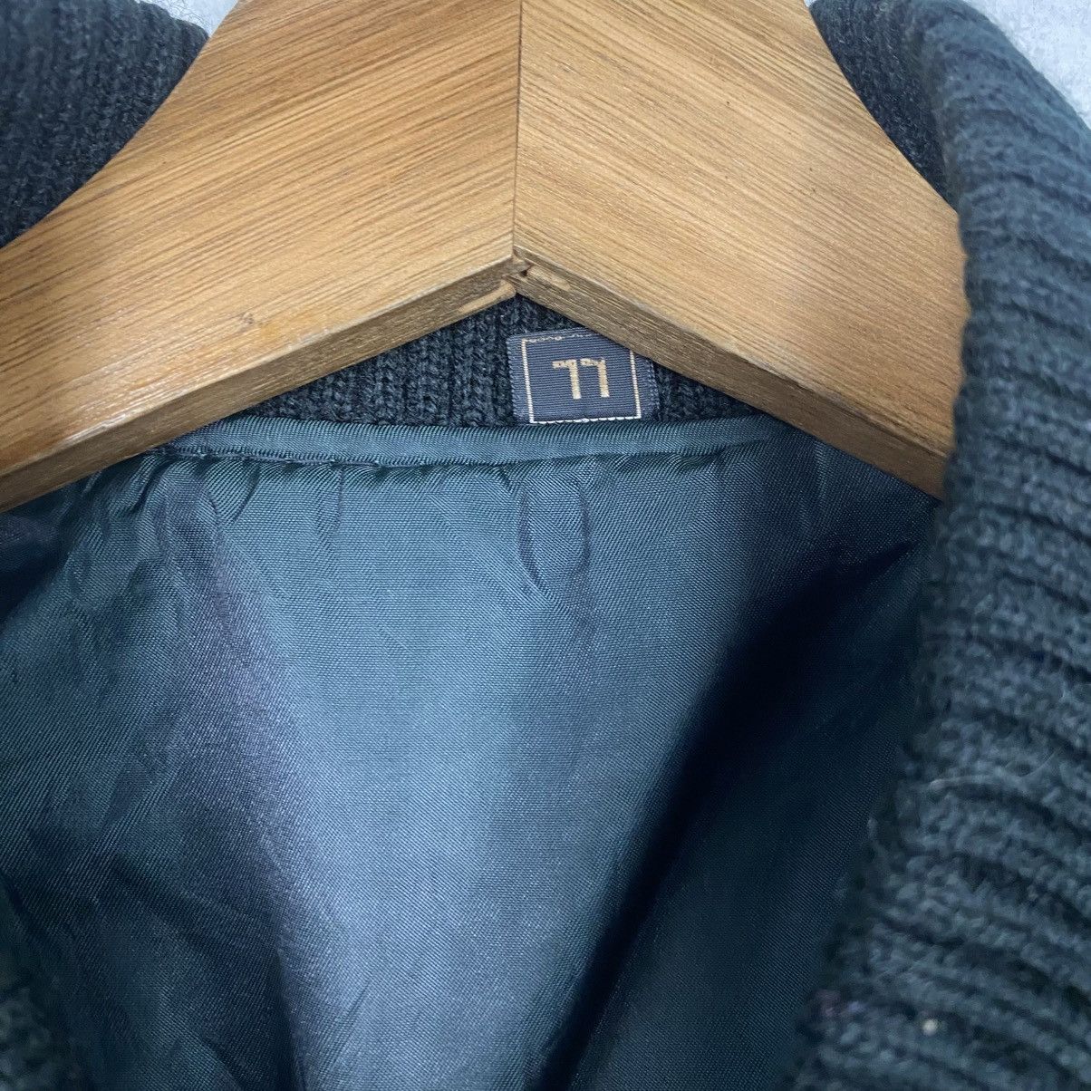 Leather Vintage suede leather bomber jacket Size US L / EU 52-54 / 3 - 15 Thumbnail