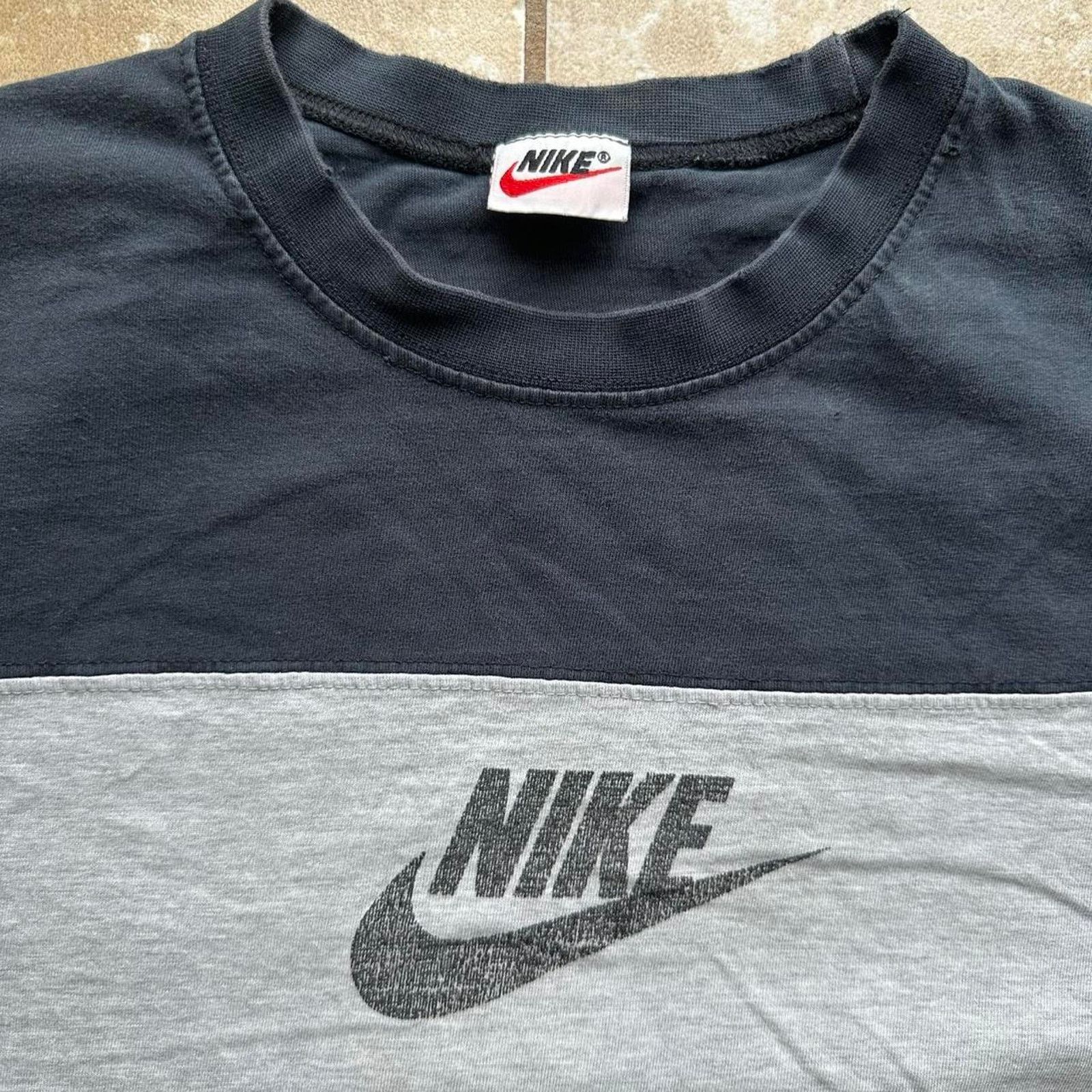 Nike Vintage Nike Tee Shirt 90s Size Mediun Size US M / EU 48-50 / 2 - 3 Thumbnail