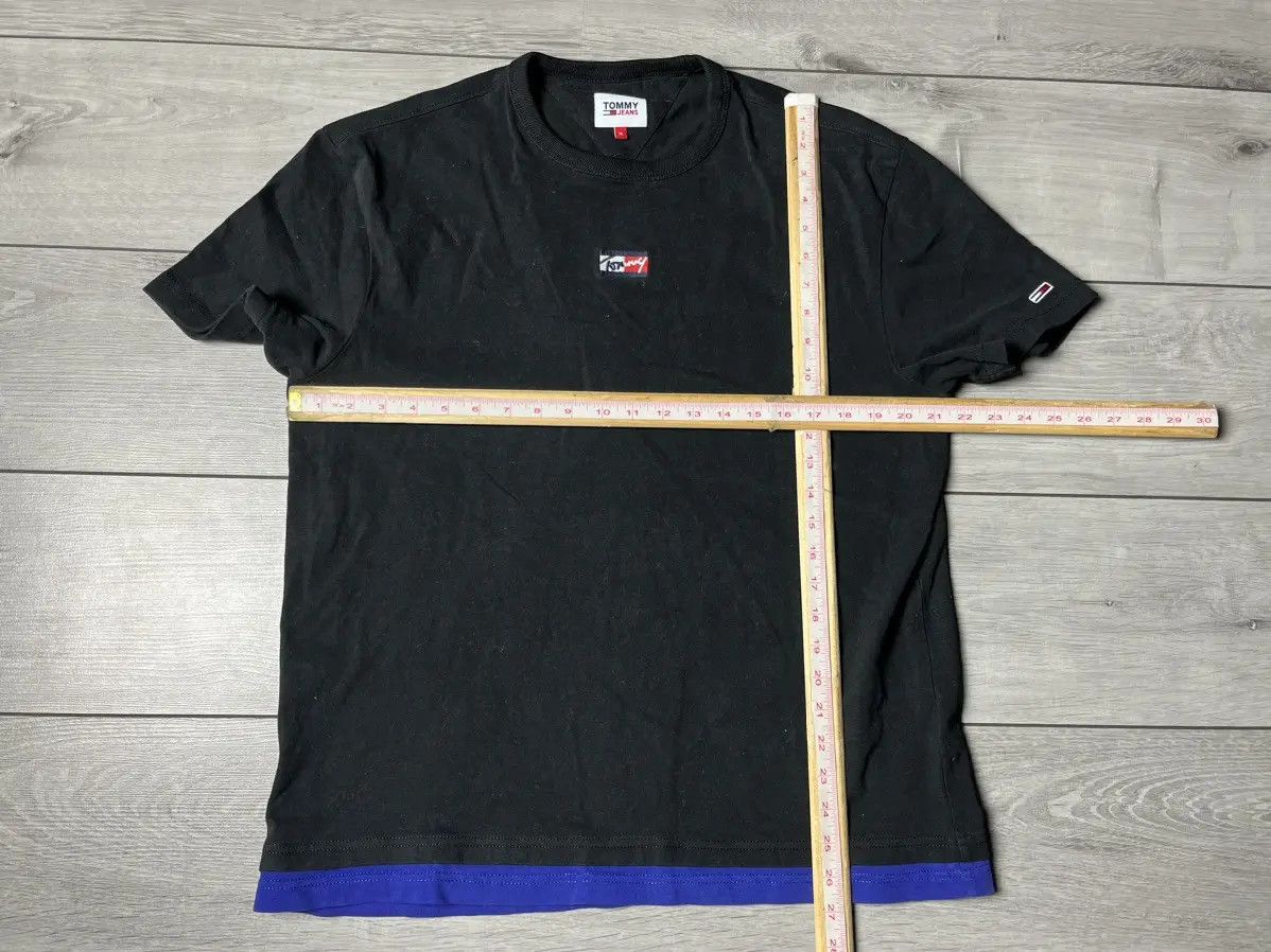 Tommy Hilfiger Tommy Hilfiger Tshirt middle logo double tee size Large Size US L / EU 52-54 / 3 - 5 Thumbnail