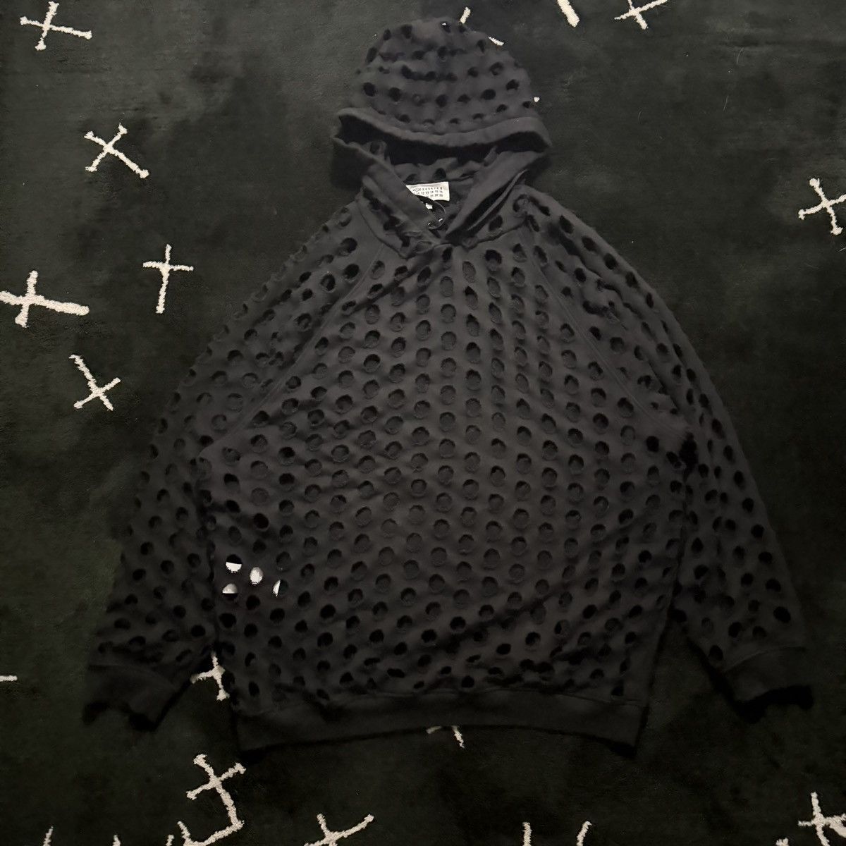 Maison Margiela AW20 - Laser cut Hoodie Size US S / EU 44-46 / 1 - 1 Thumbnail