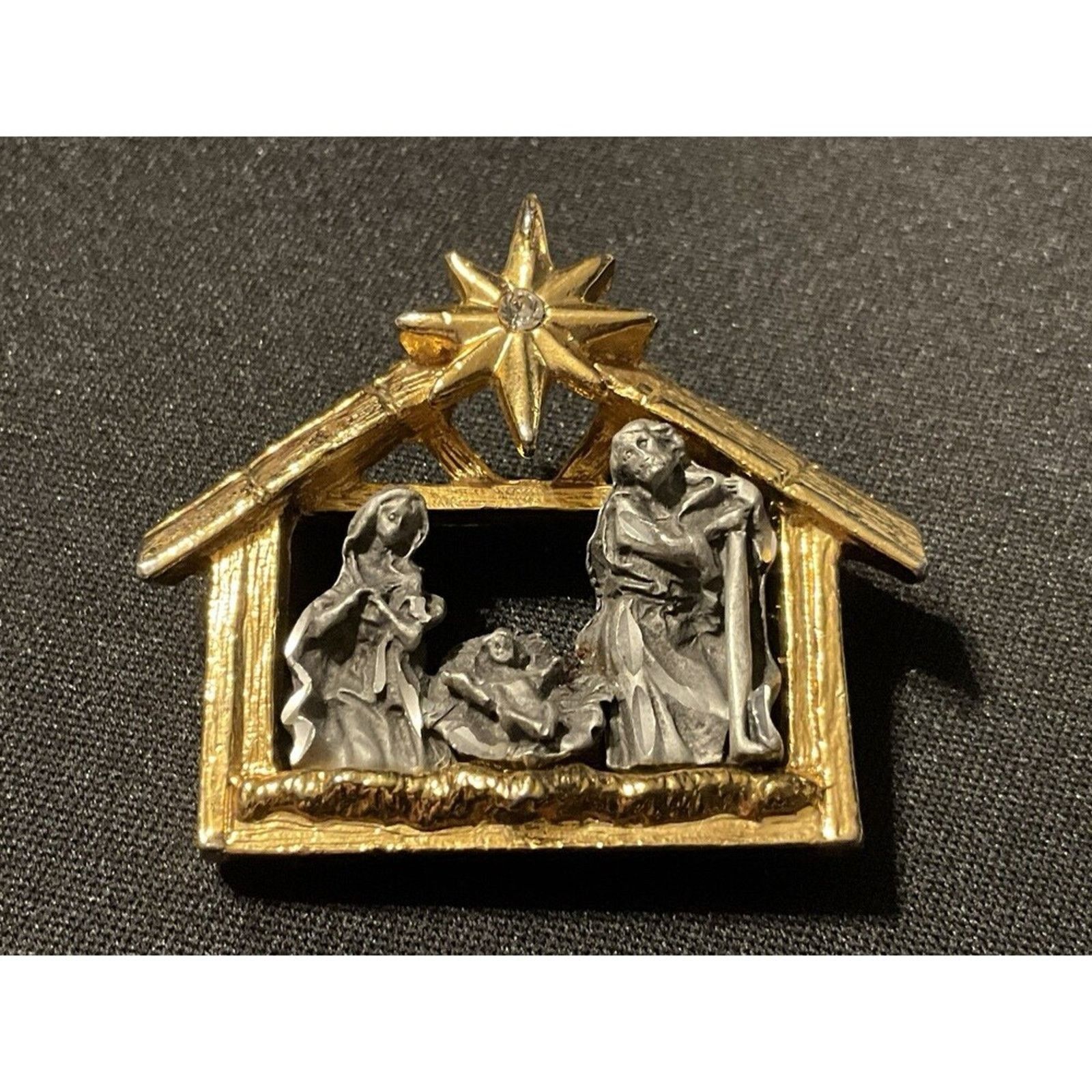Other Vintage 2 Gold Tone & Pewter Nativity Brooch. Size ONE SIZE - 1 Thumbnail