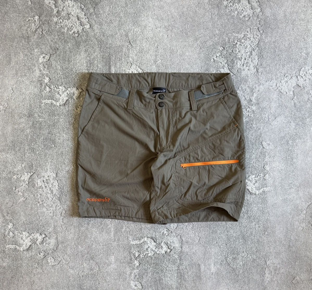 Norrona Norrona L wmns gorpcore cargo shorts 🩳 Size 27" / US 4 / IT 40 - 1 Thumbnail