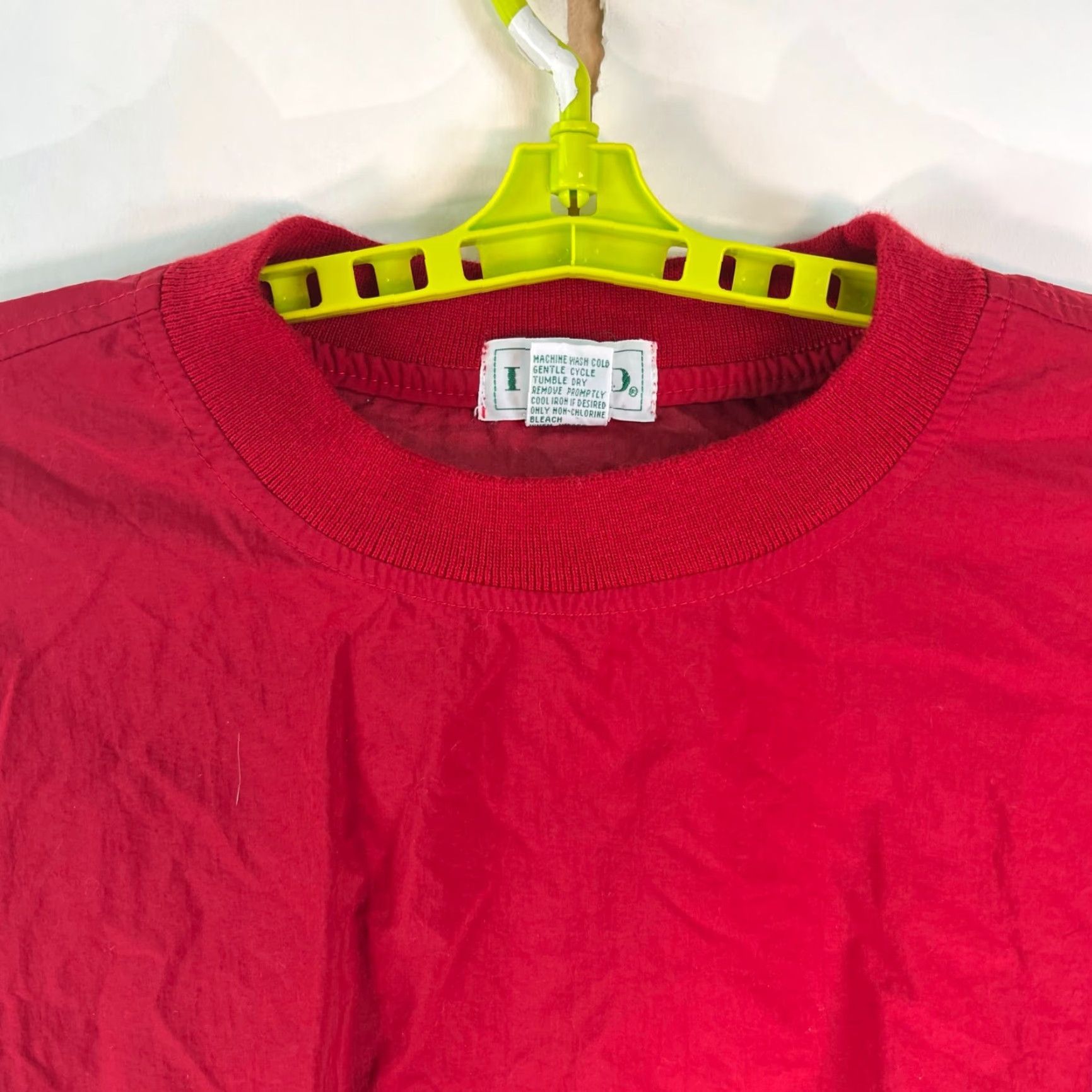 Izod VINTAGE IZOD Windbreaker Pullover Jacket Mens L Red White Blue Embroidered Pockets 80s Style Size US L / EU 52-54 / 3 - 2 Thumbnail