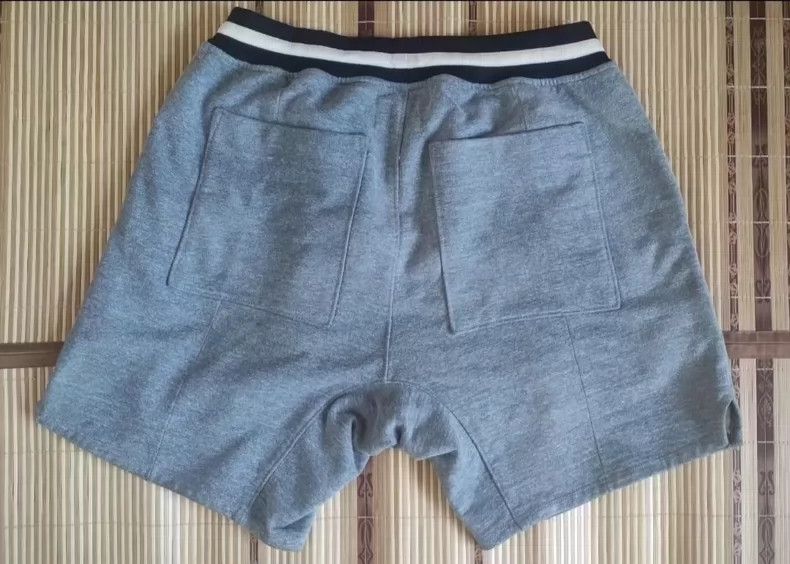 Fear of God Fear of God American shorts Size US 30 / EU 46 - 2 Thumbnail