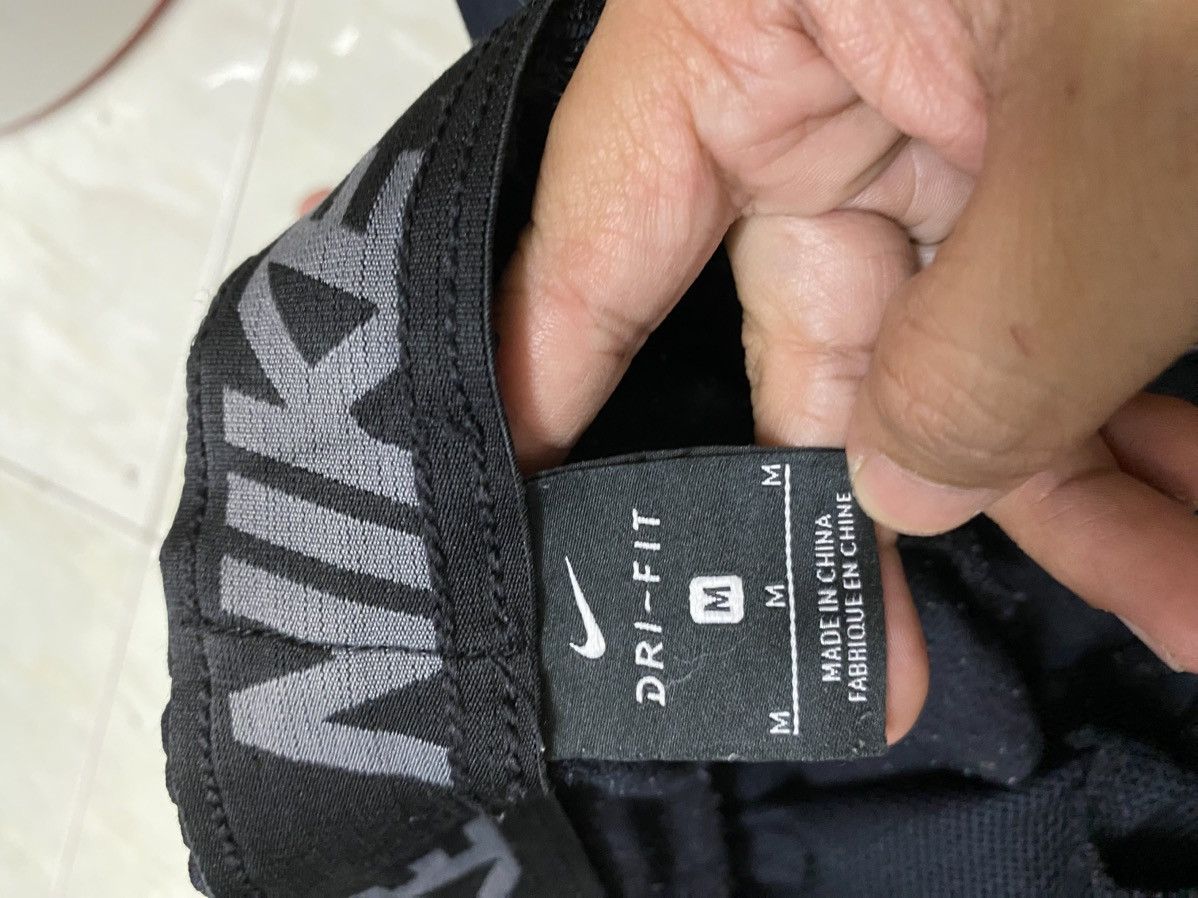 Nike Nike Track Pants Small Logo Black Colour Size US 32 / EU 48 - 11 Thumbnail