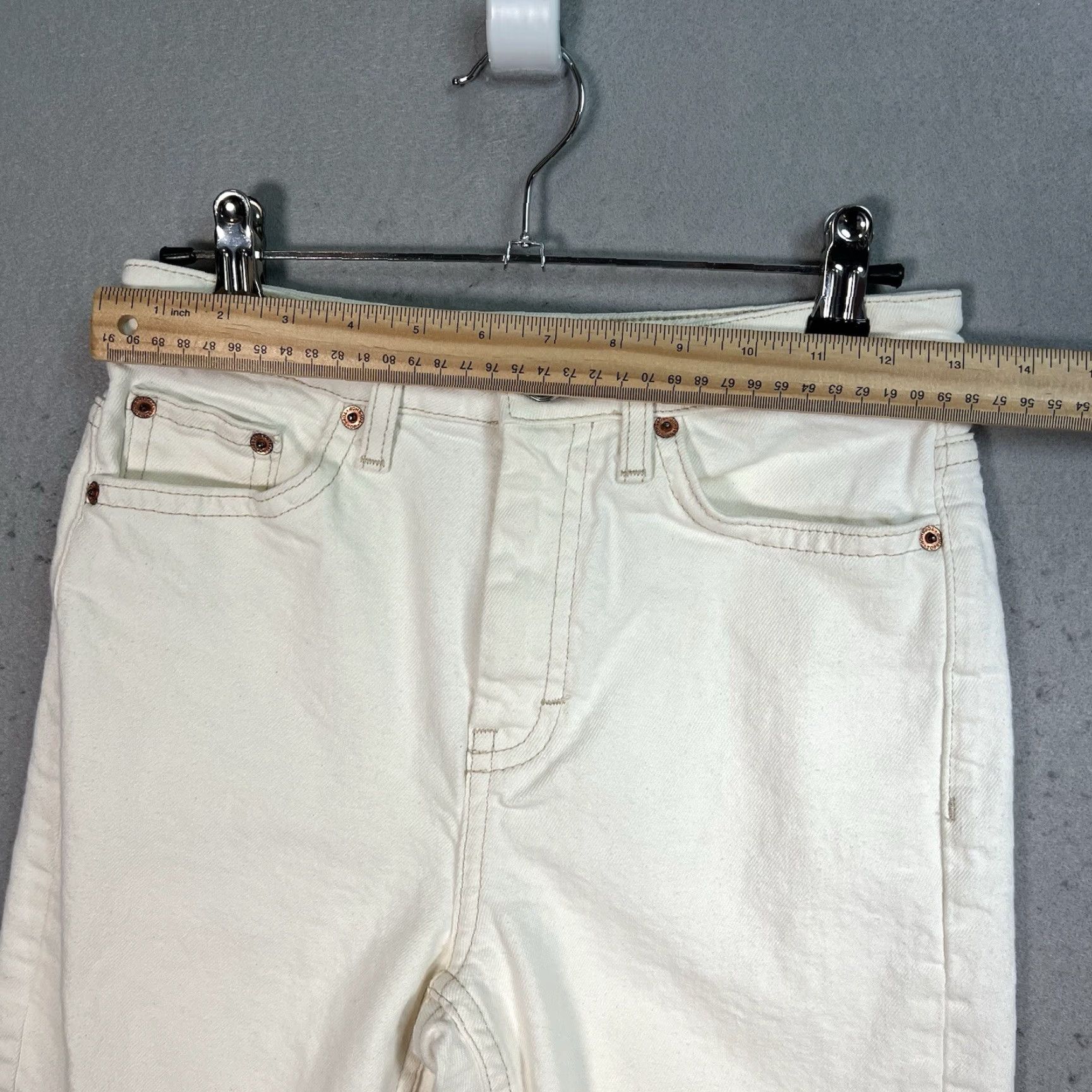 Topshop VINTAGE Topshop Jeans Adult Womens 26 x 23 White Denim Raw Hem Straight Womens Size 26" / US 2 / IT 38 - 2 Thumbnail