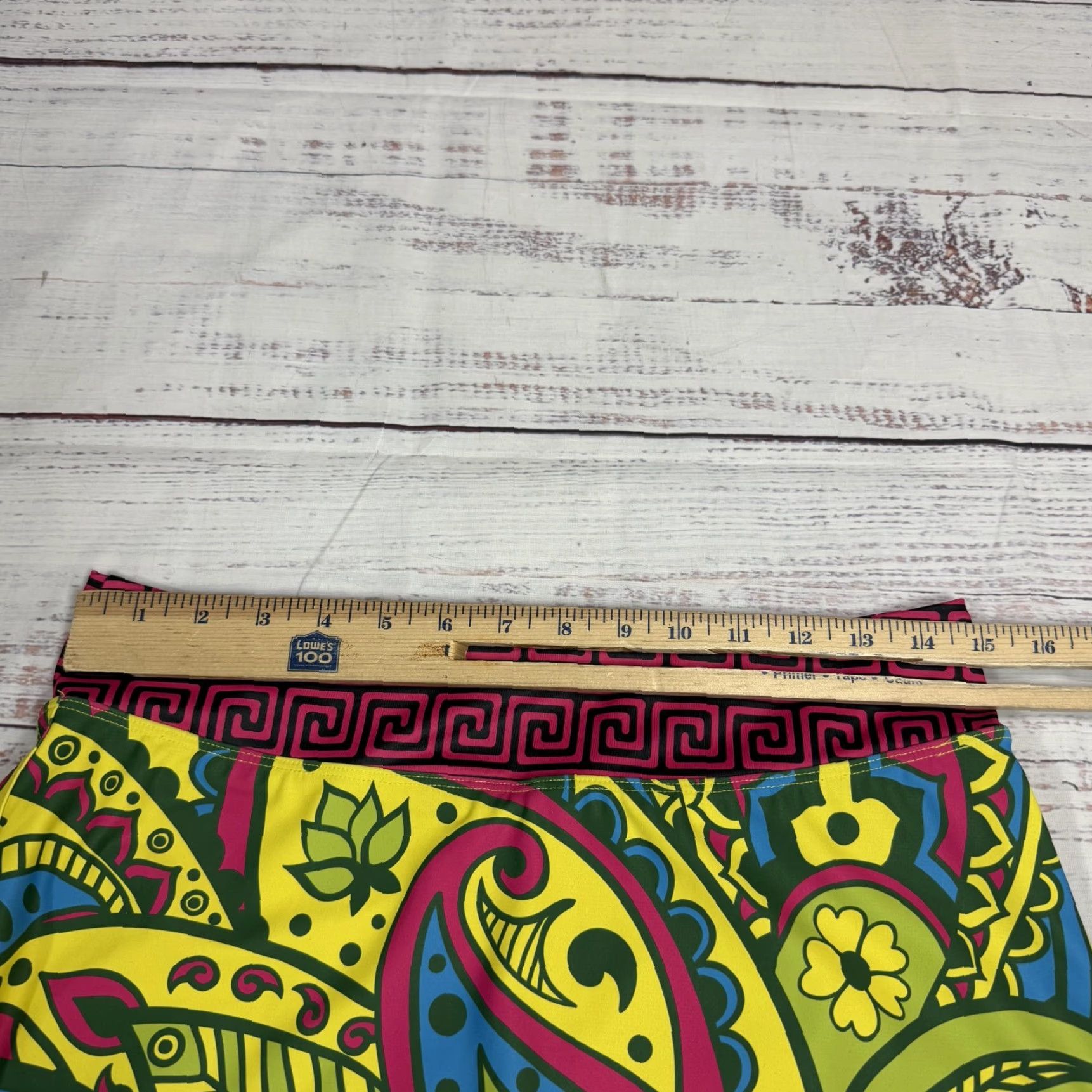 Vintage Triflare Women's Skort Skirt Yellow Paisley Pull On Tennis Athletic Sz S- Regular, Short, Polyester, Activewear, 30 in Waist, Vintage? Size 28" / US 6 / IT 42 - 2 Thumbnail