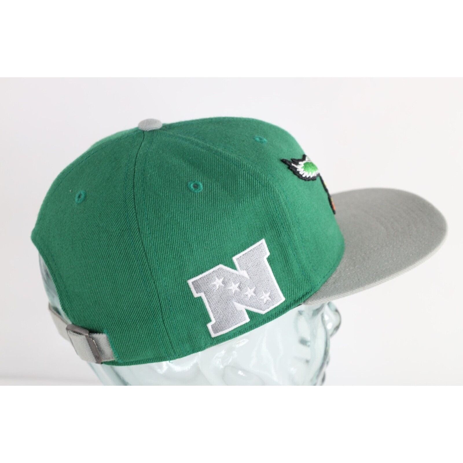 Vintage Vintage Distressed Big Logo Philadelphia Eagles Football Hat Size ONE SIZE - 5 Thumbnail