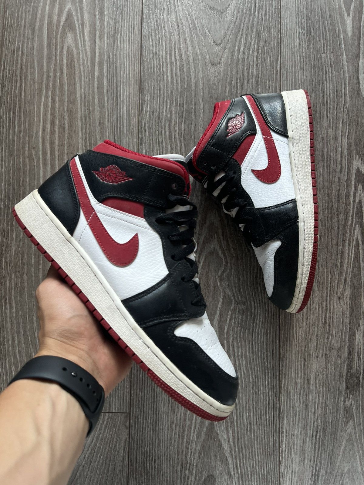 Nike Nike Air Jordan 1 Retro White Gym Mid GS Black/Red Y2K 7 Size US 7.5 / EU 40-41 - 9 Thumbnail