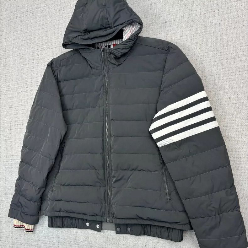 Thom Browne Thom Browne Seam striped zipper hooded down-filled jacket 2 Size US XL / EU 56 / 4 - 3 Thumbnail