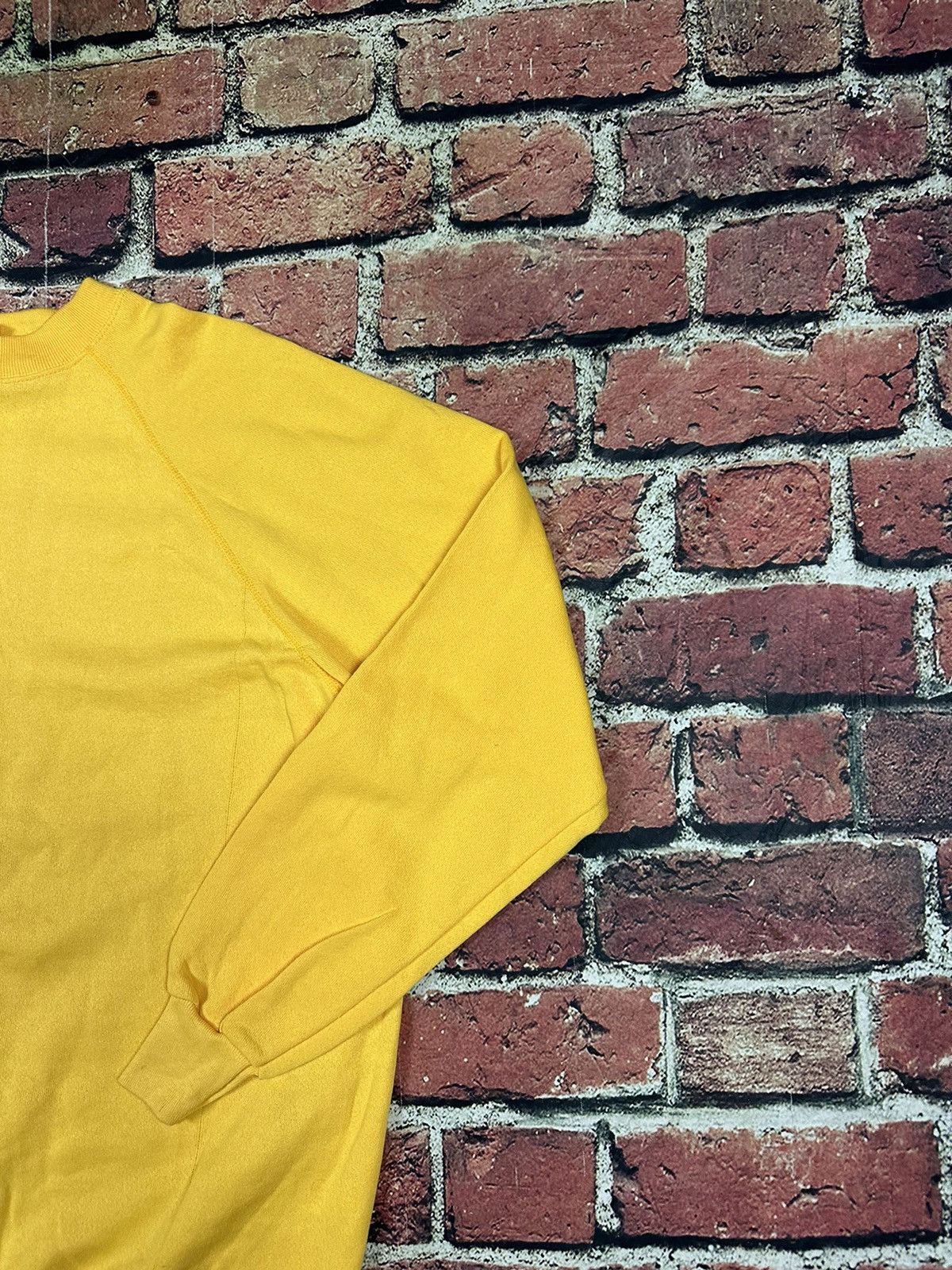 Vintage Vintage Blank JE Morgan Sweatshirt 80s Crewneck Yellow NEW Size US XXL / EU 58 / 5 - 11 Thumbnail