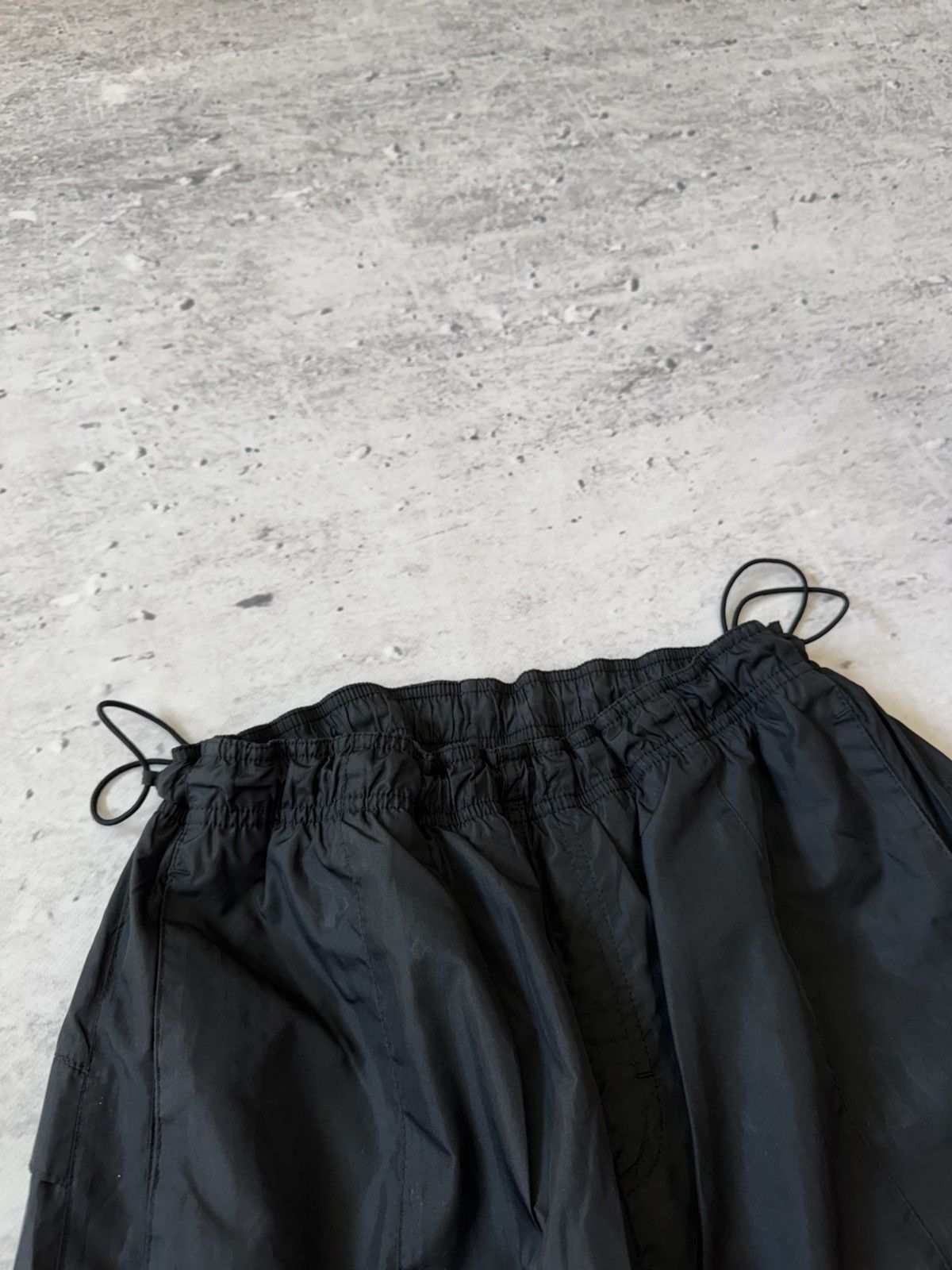 Nike × Vintage NIKE AIR NYLON VINTAGE OVERSIZE BAGGY FIT PANTS SWEATPANTS Size US 34 / EU 50 - 6 Thumbnail