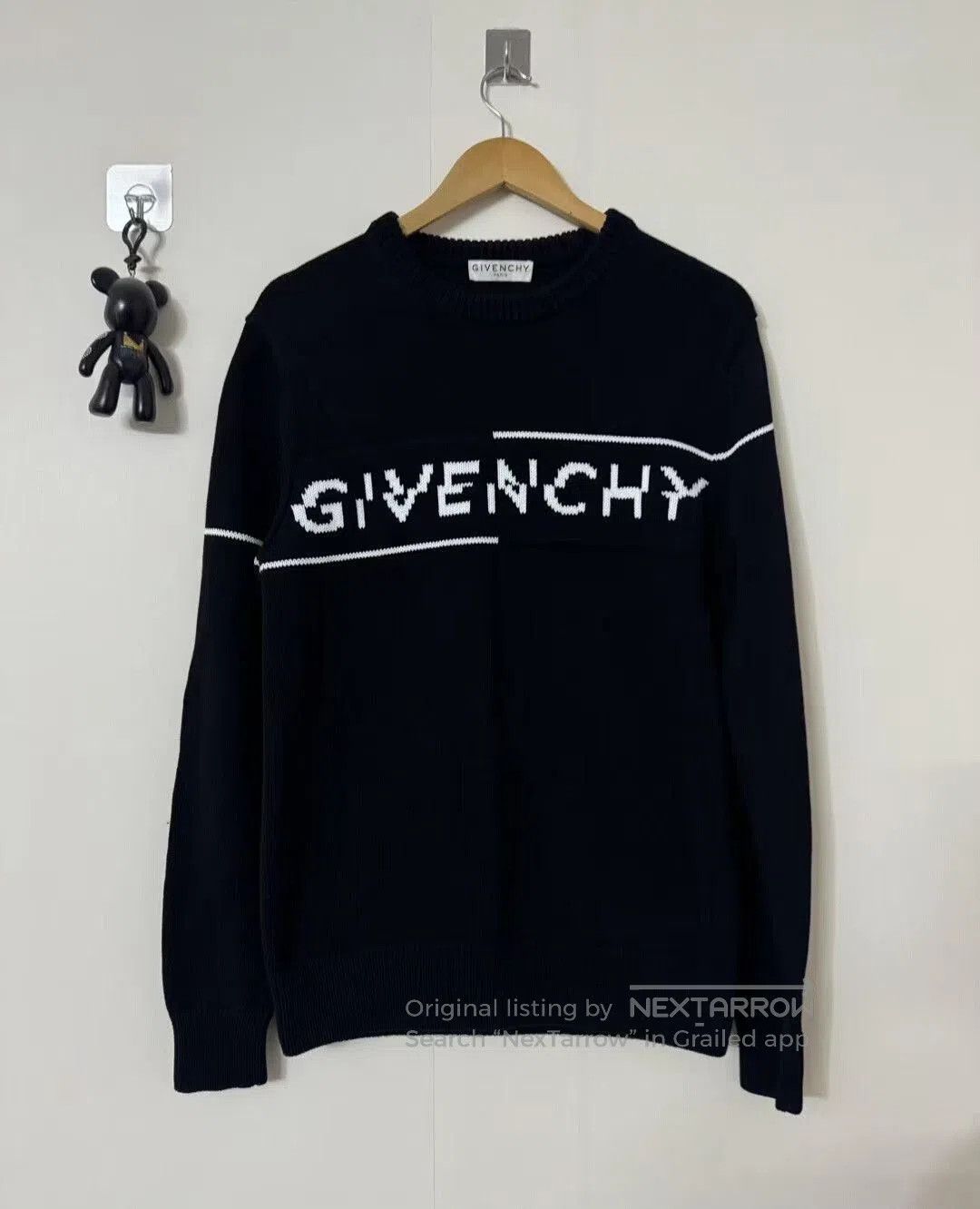 Givenchy Givenchy Logo Sweater with Distorted Letters. Size US M / EU 48-50 / 2 - 1 Thumbnail