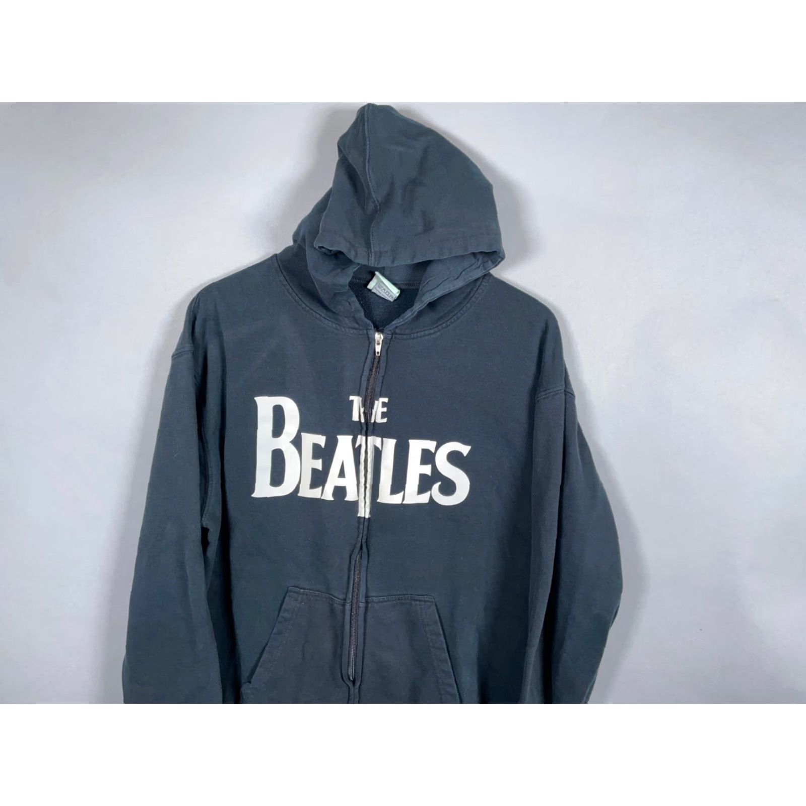 Vintage VTG The Beatles Sweatshirt Hoodie Adult XL Black Zip Up Crew Neck Graphic Print Heavyweight Pockets Official Product 2005 Mens XL Size US XL / EU 56 / 4 - 4 Thumbnail