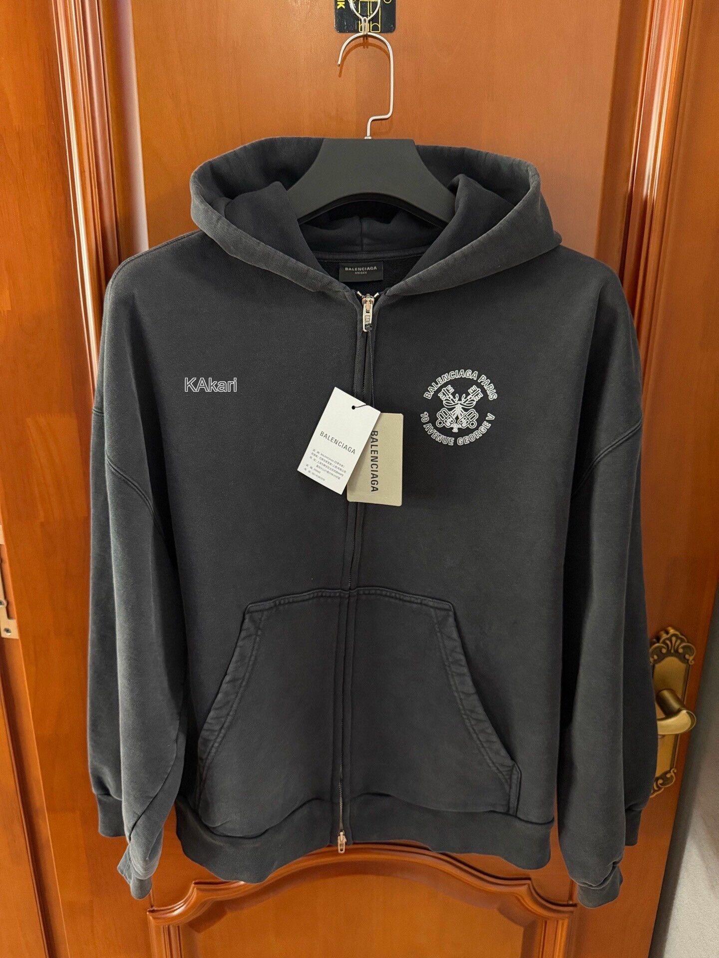 Balenciaga Balenciaga Back Flip Reverse Logo Embroidered Zip