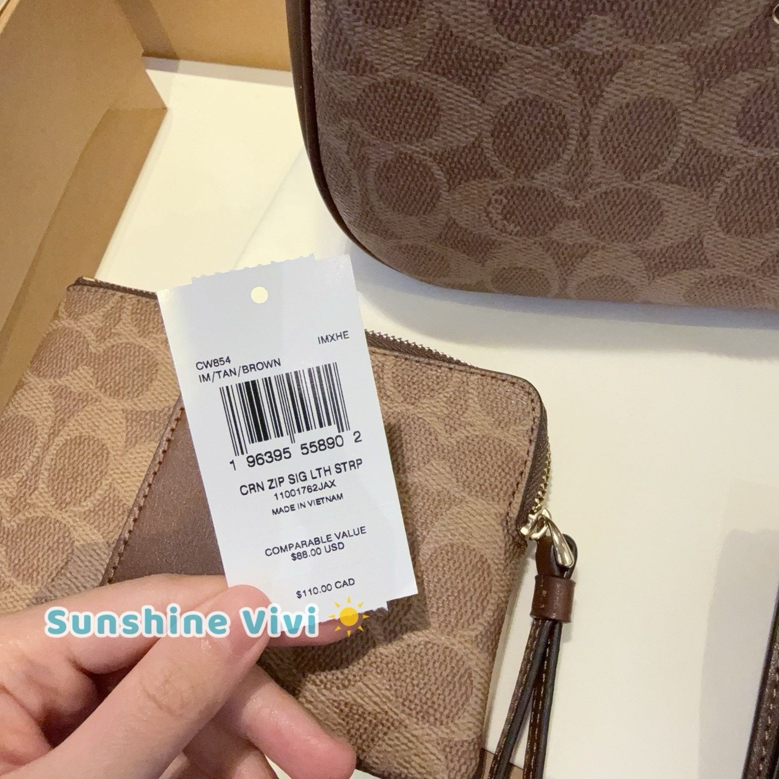 Coach NWT Bundle Coach Teri CV933 & CW854 Wristlet & CW870 ID Case Size ONE SIZE - 14 Thumbnail