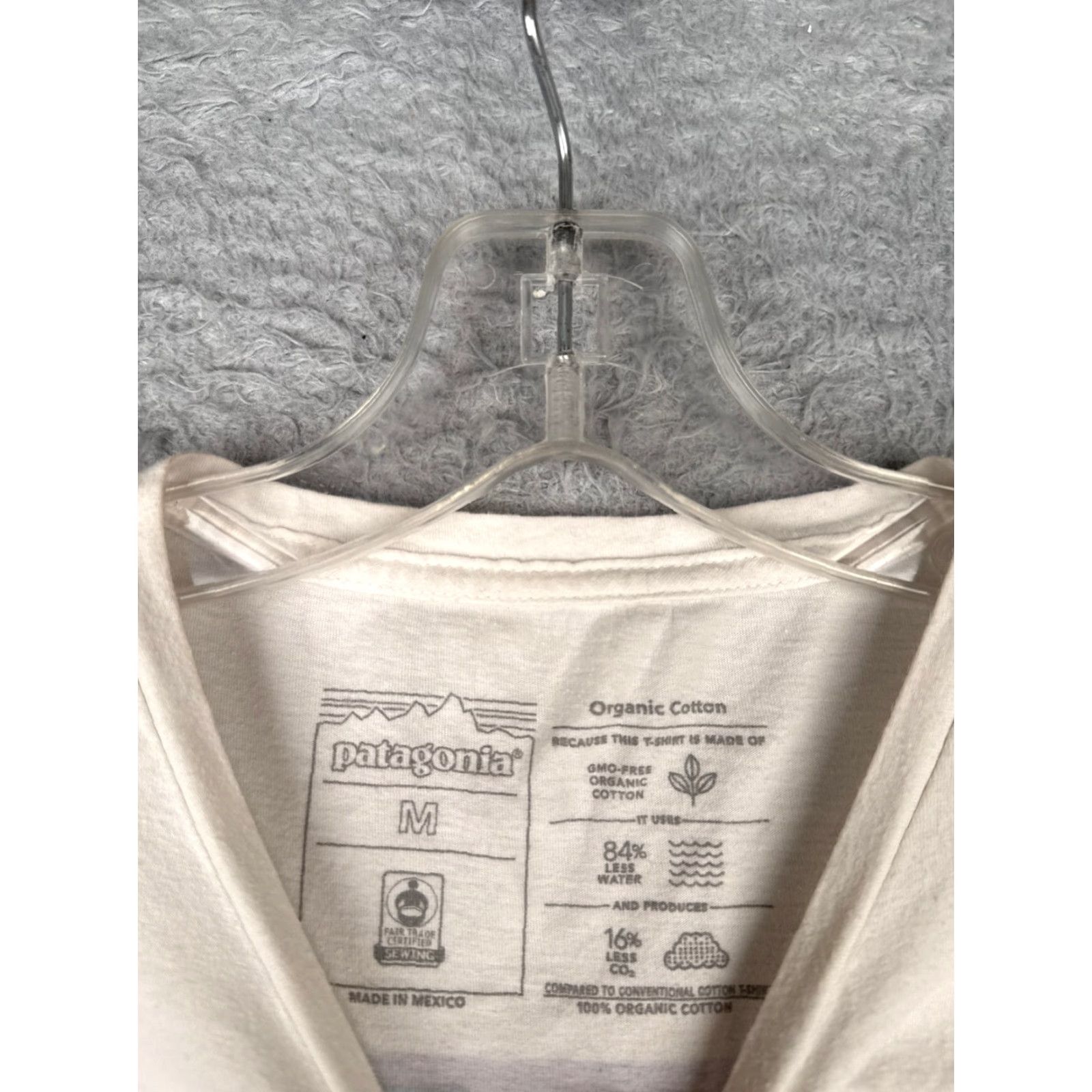 Patagonia Patagonia Shirt Adult Medium White Short Sleeve Crew Neck Cotton Crop Distressed Cropped Shirt Womens Classic Outdoor 90s? Size M / US 6-8 / IT 42-44 - 7 Thumbnail