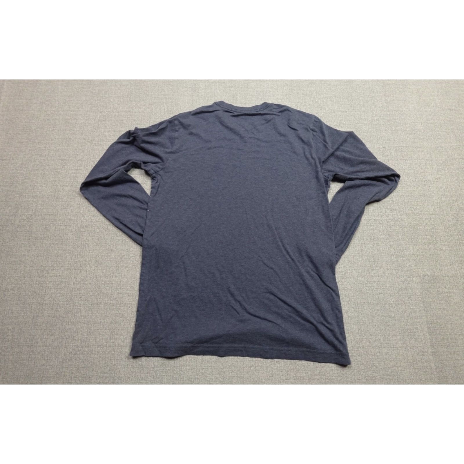 TravisMathew Travis Mathew Shirt Mens Medium Blue Pocket T-Shirt Stretch Comfort Golf Soft Size US M / EU 48-50 / 2 - 5 Thumbnail