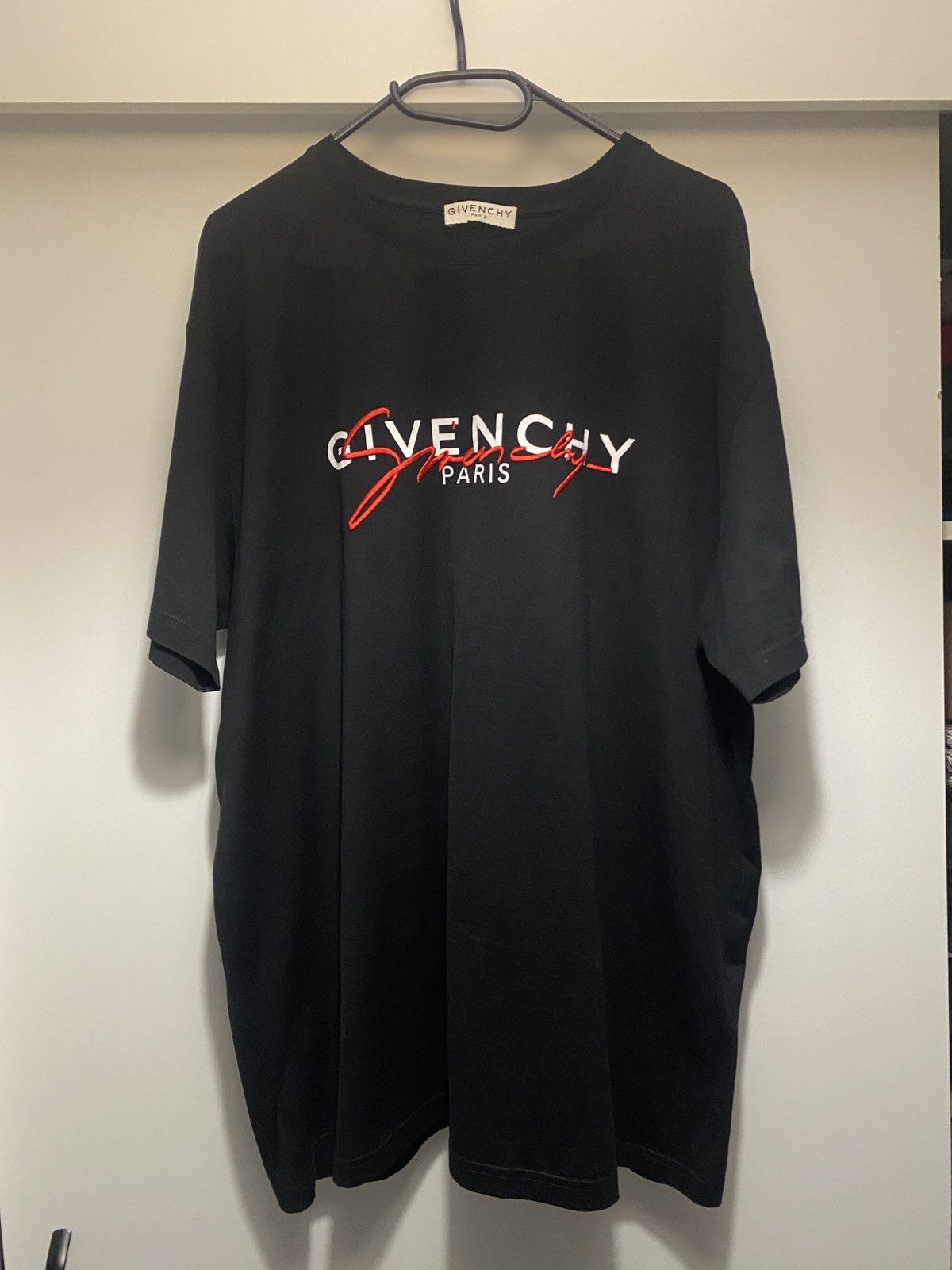 Givenchy Givenchy luxury Over-lay Logo T-shirt Size US XL / EU 56 / 4 - 1 Thumbnail