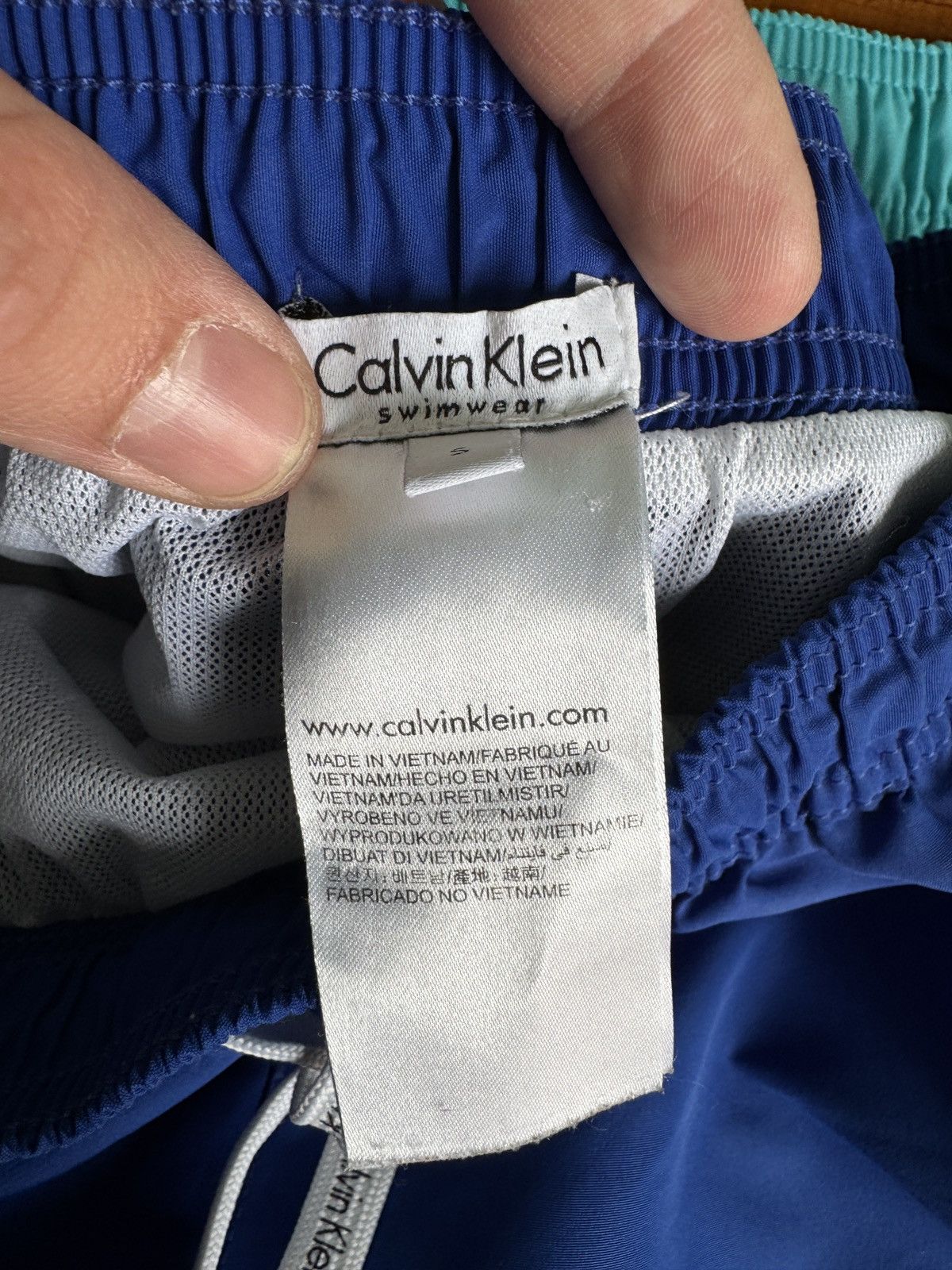 Tommy Hilfiger Men’s Calvin Klein Swimwear Shorts Size Small Size US 30 / EU 46 - 11 Thumbnail