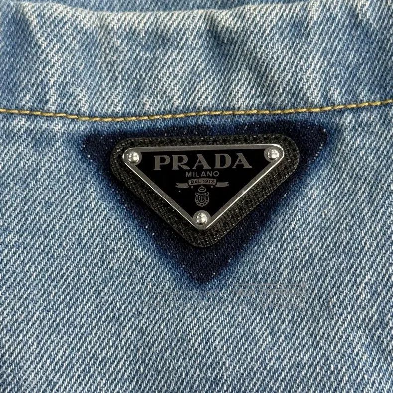 Prada Prada Washed blue metal triangle logo denim jacket Size XS / US 0-2 / IT 36-38 - 8 Thumbnail