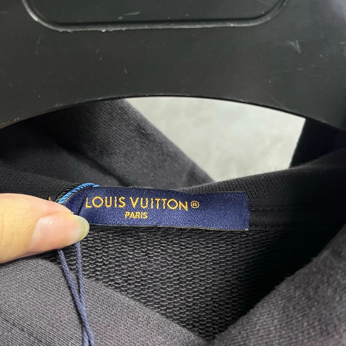 Louis Vuitton Louis Vuitton 2026 Beaded Embroidery Hooded Sweatshirt Size US XL / EU 56 / 4 - 2 Thumbnail